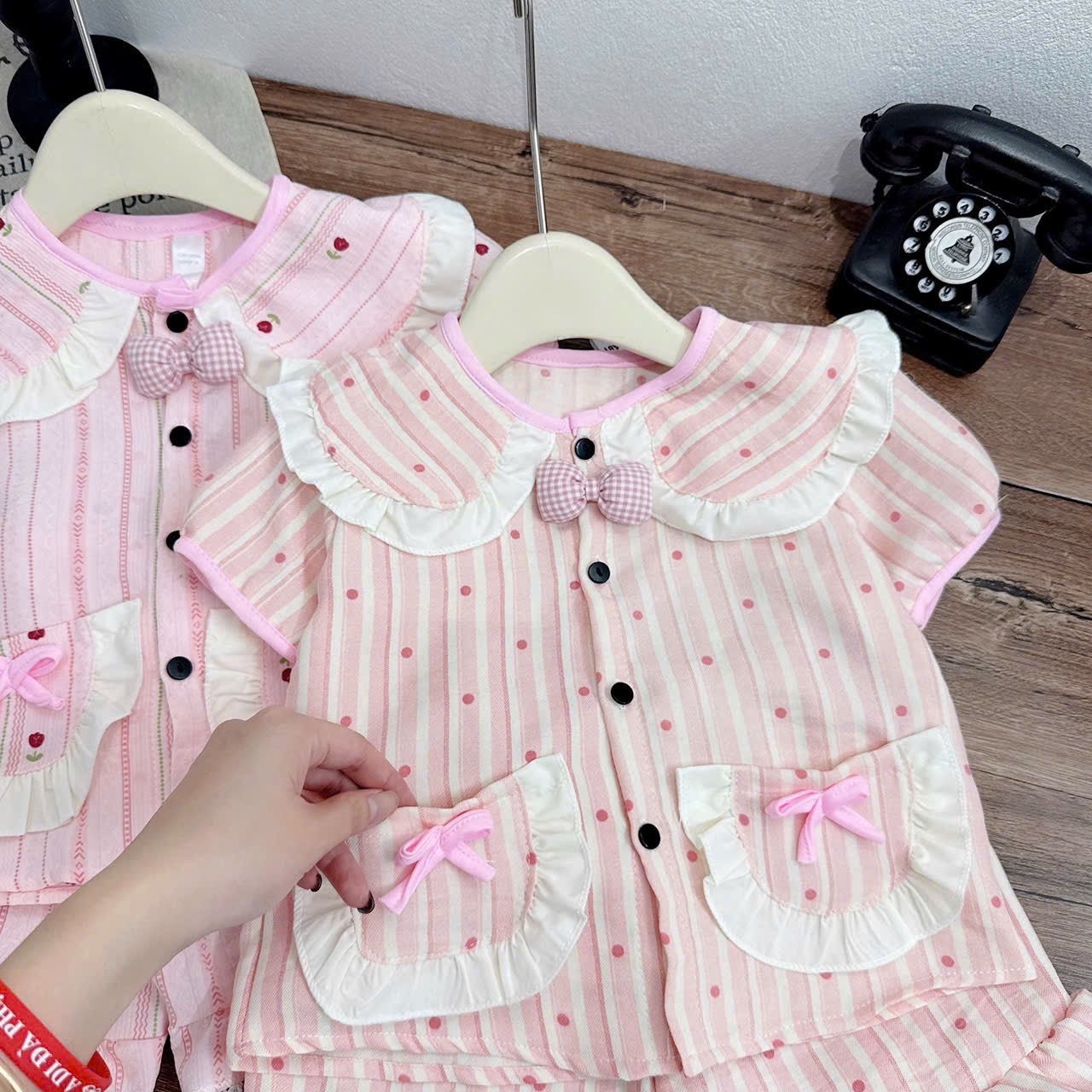 Sét bộ pzm cổ nơ hồng bé gái***