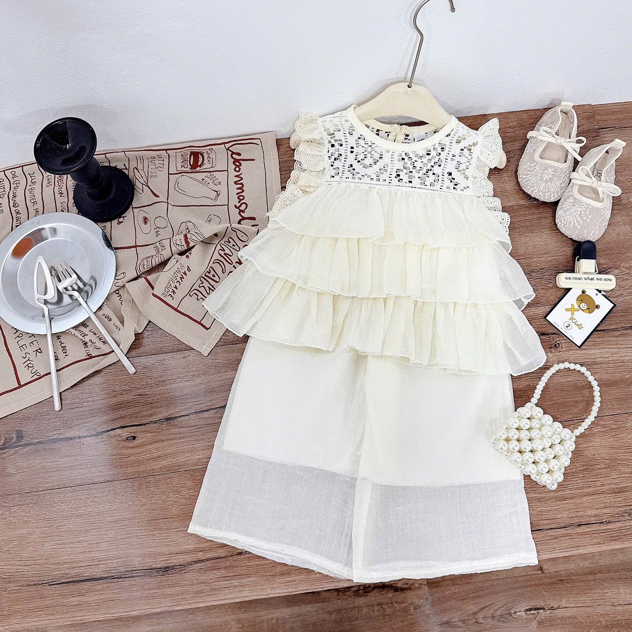 Sét bộ ren phối voan kem bé gái xk