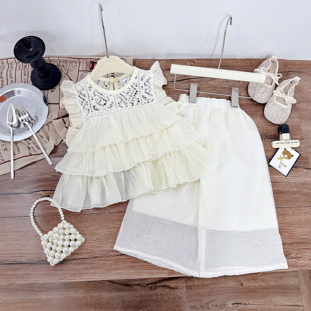 Sét bộ ren phối voan kem bé gái xk