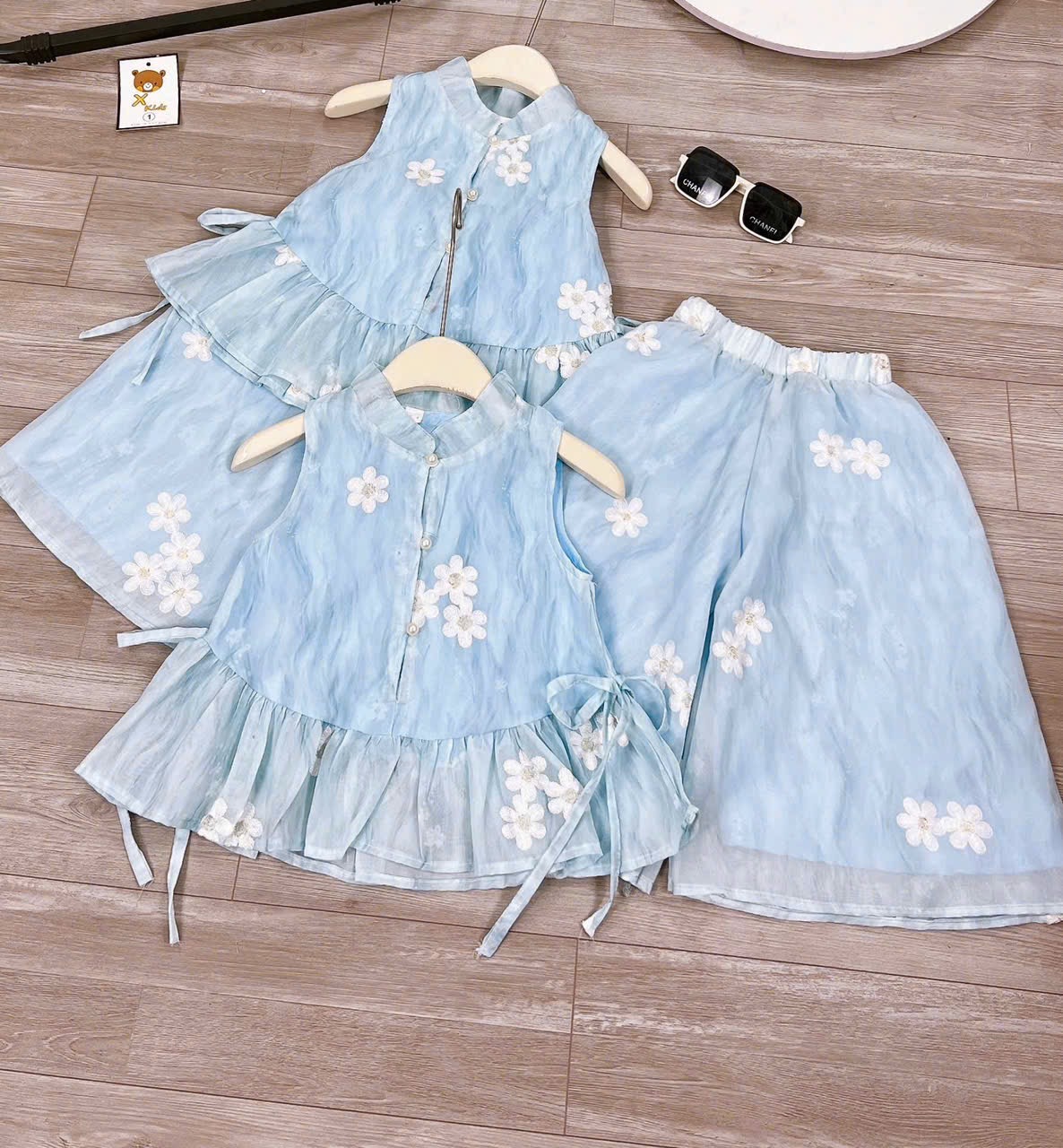 Sét bộ tơ thêu quần xuông xanh dương bé gái