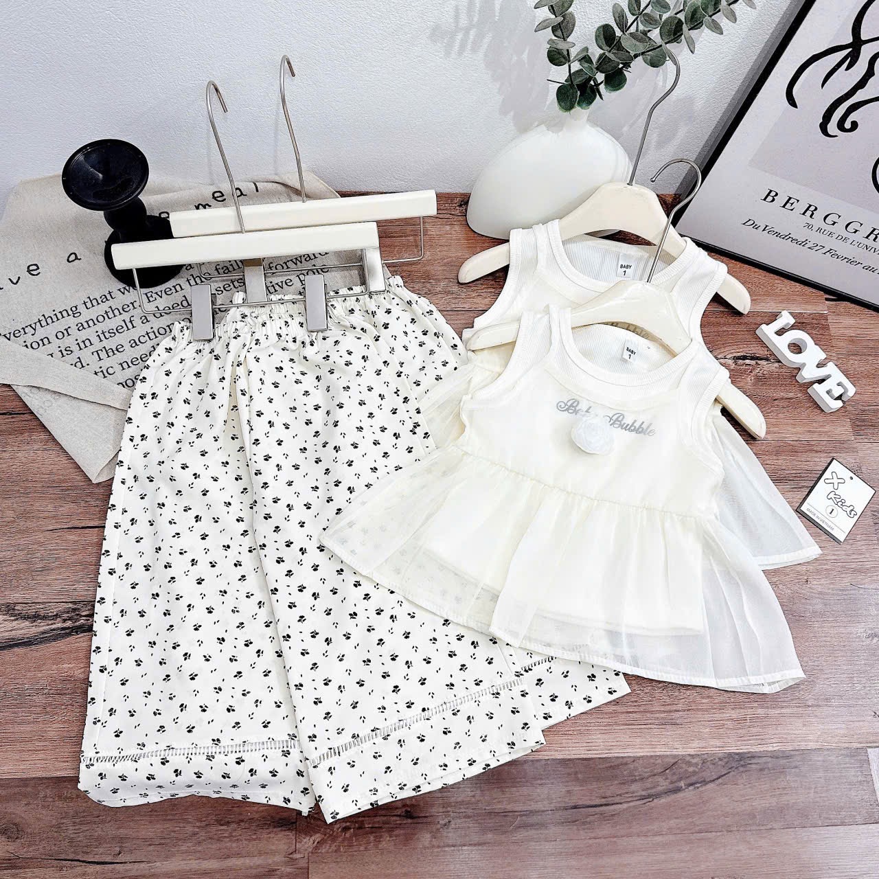 Sét bộ voan quần lá xuông kem bé gái