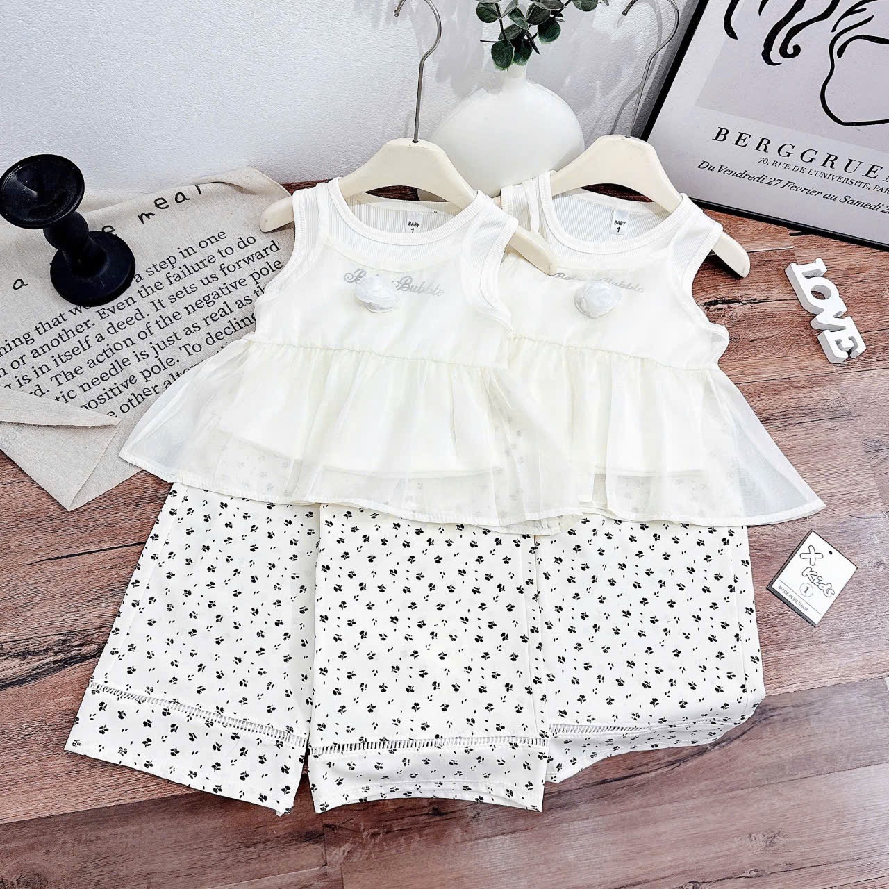 Sét bộ voan quần lá xuông kem bé gái