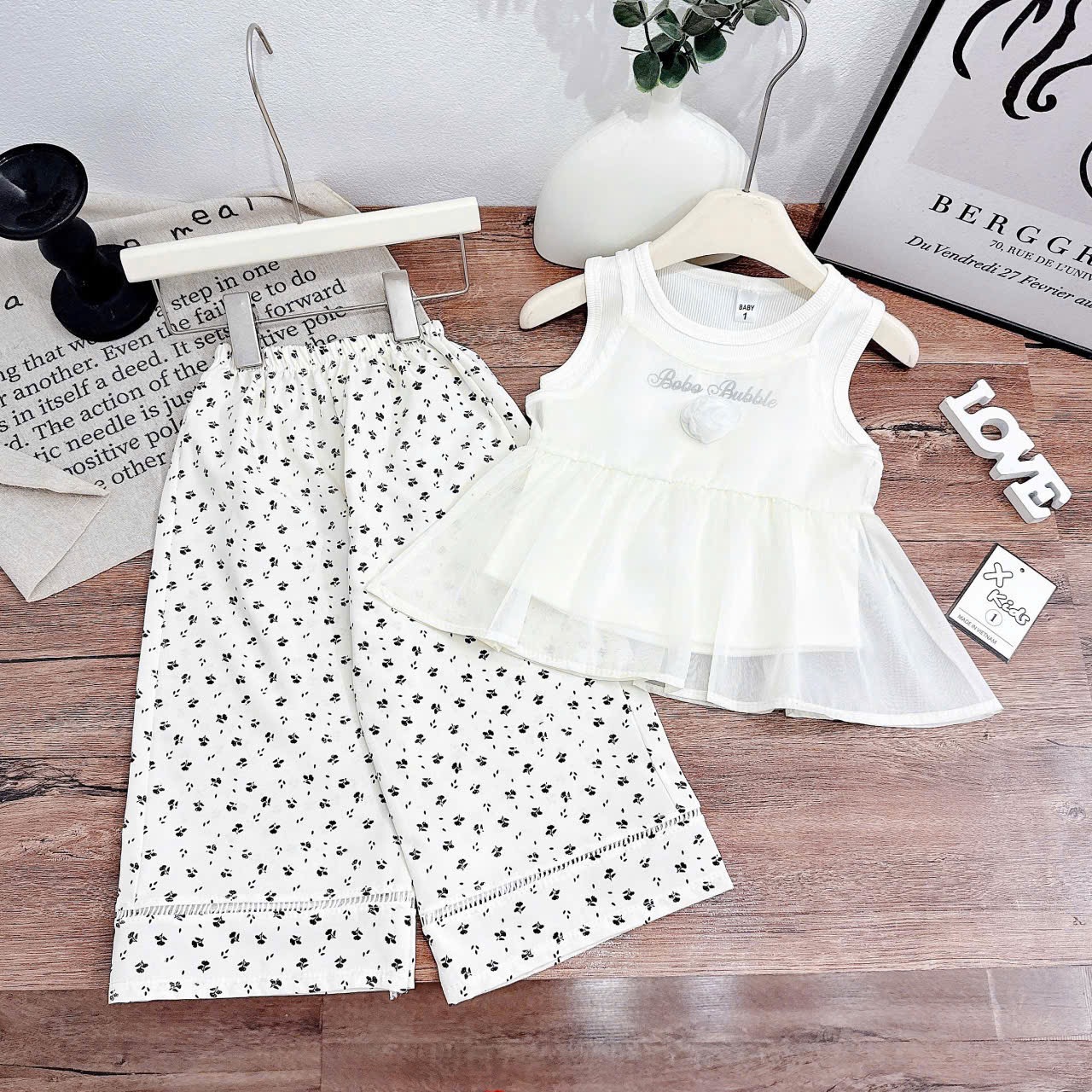 Sét bộ voan quần lá xuông kem bé gái