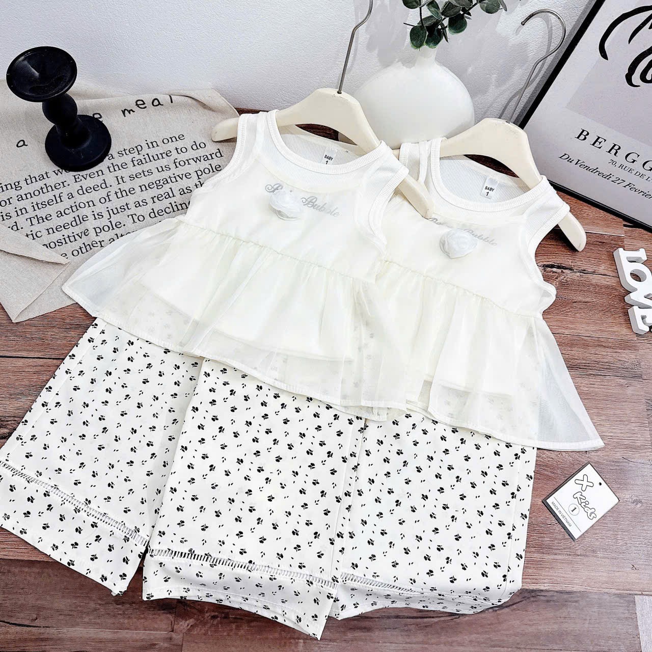 Sét bộ voan quần lá xuông kem bé gái