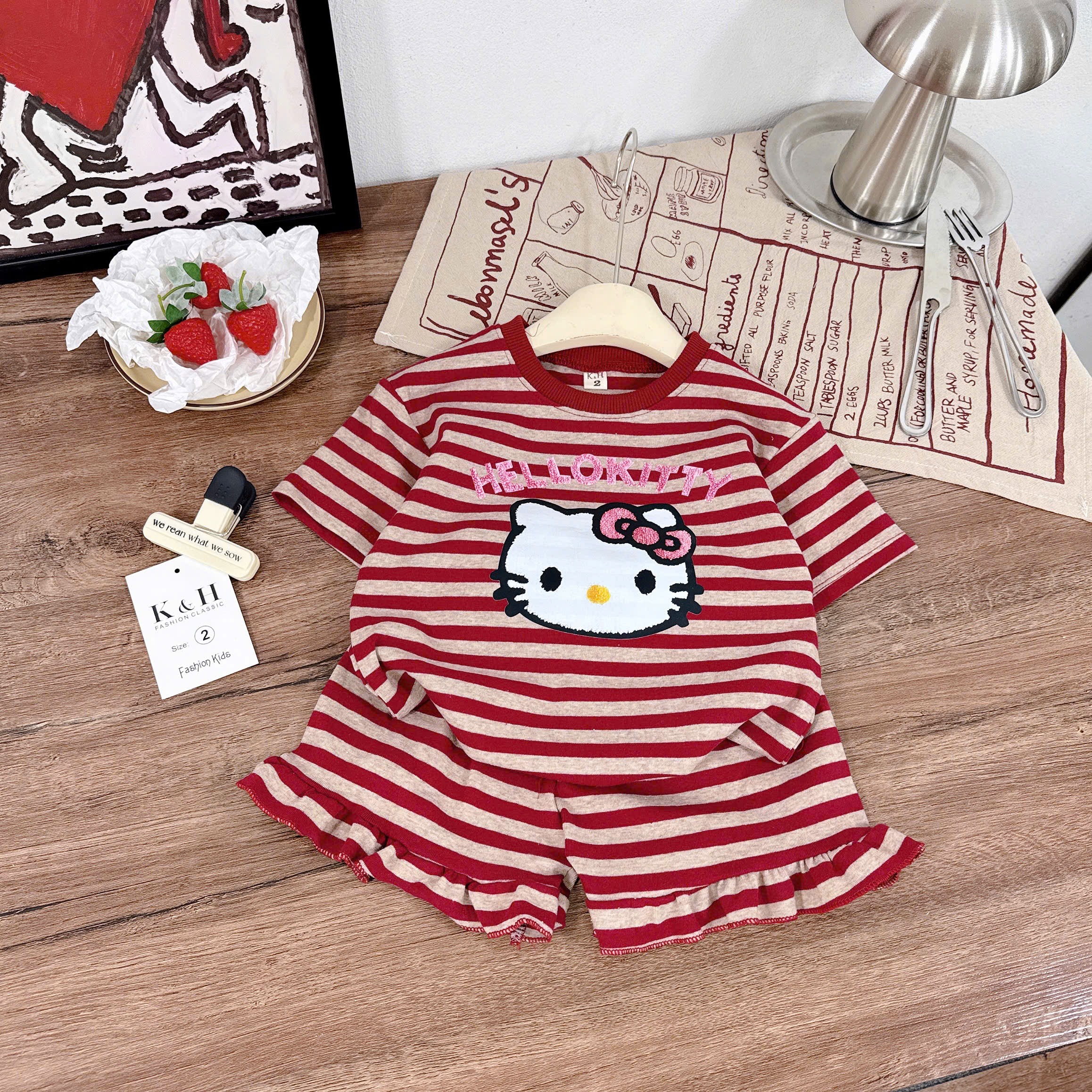 Sét kitty kẻ hồng đỏ quần vạt bèo bé gái***