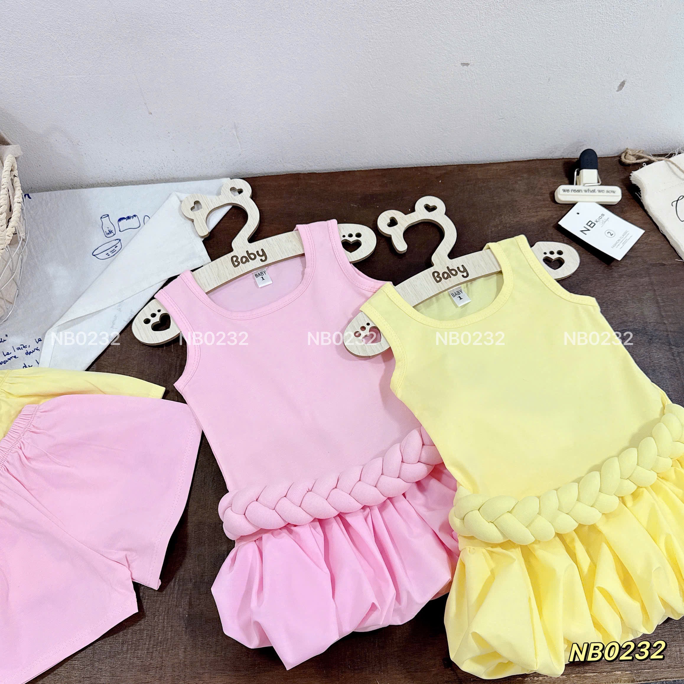 Sét váy bồng tết dây eo bé gái