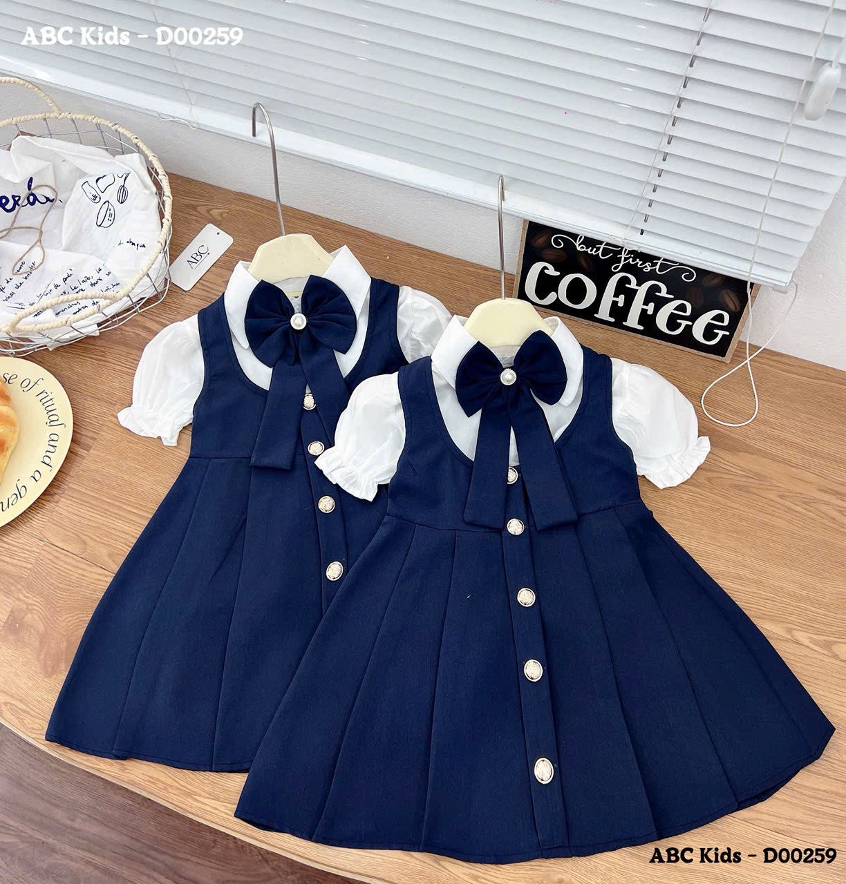 Sét váy style hàn quốc kèm áo bé gái