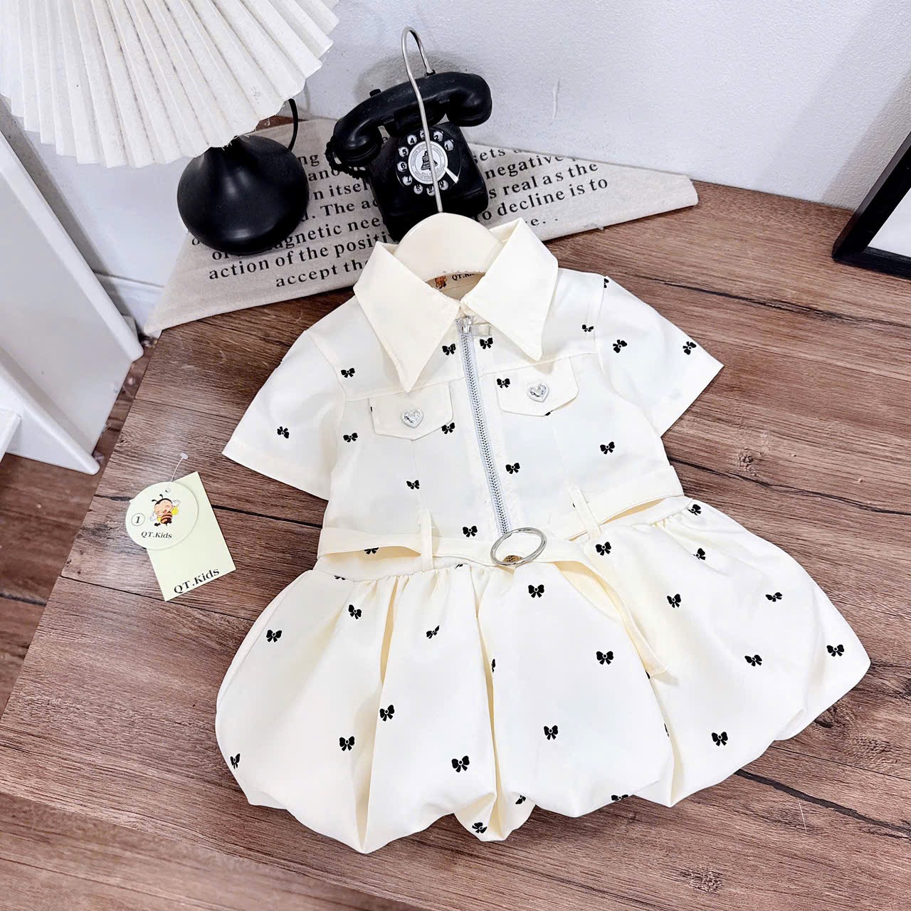 Sét váy thân bồng đai eo bé gái***