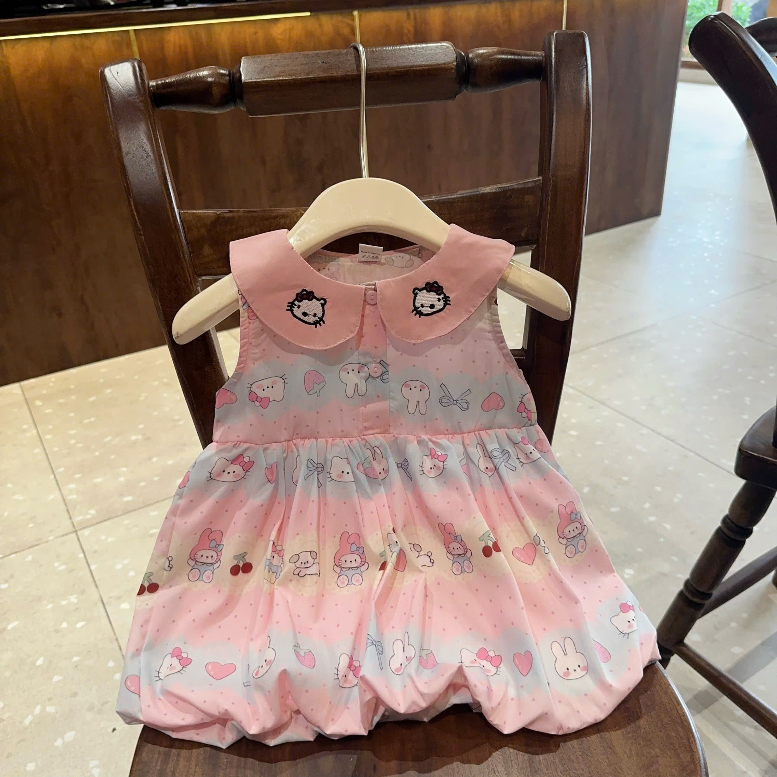 Sét váy thỏ kèm túi mini sn bé gái