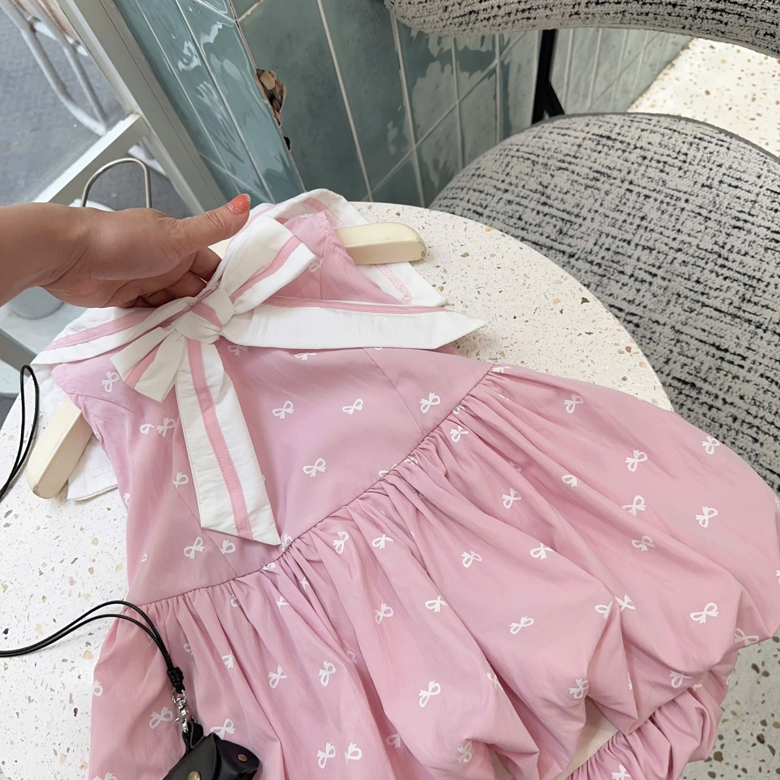 Váy hồng cổ hải quân bé gái