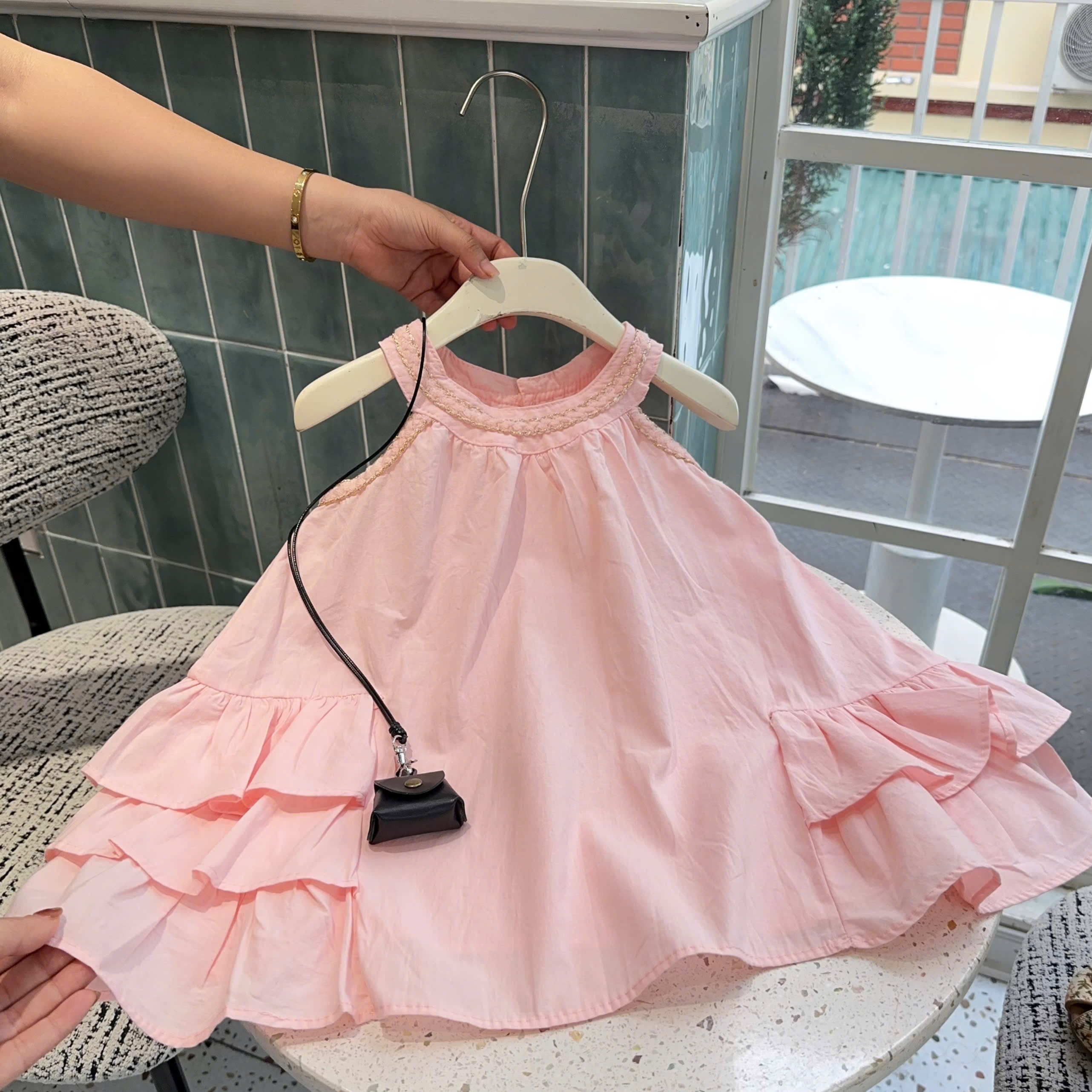 Váy maxi cổ tròn sn bé gái