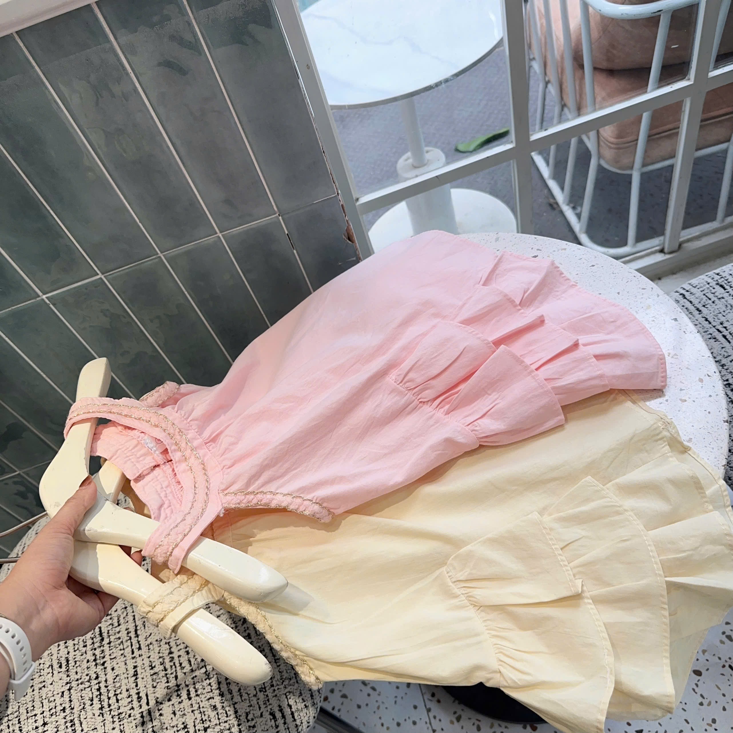 Váy maxi cổ tròn sn bé gái