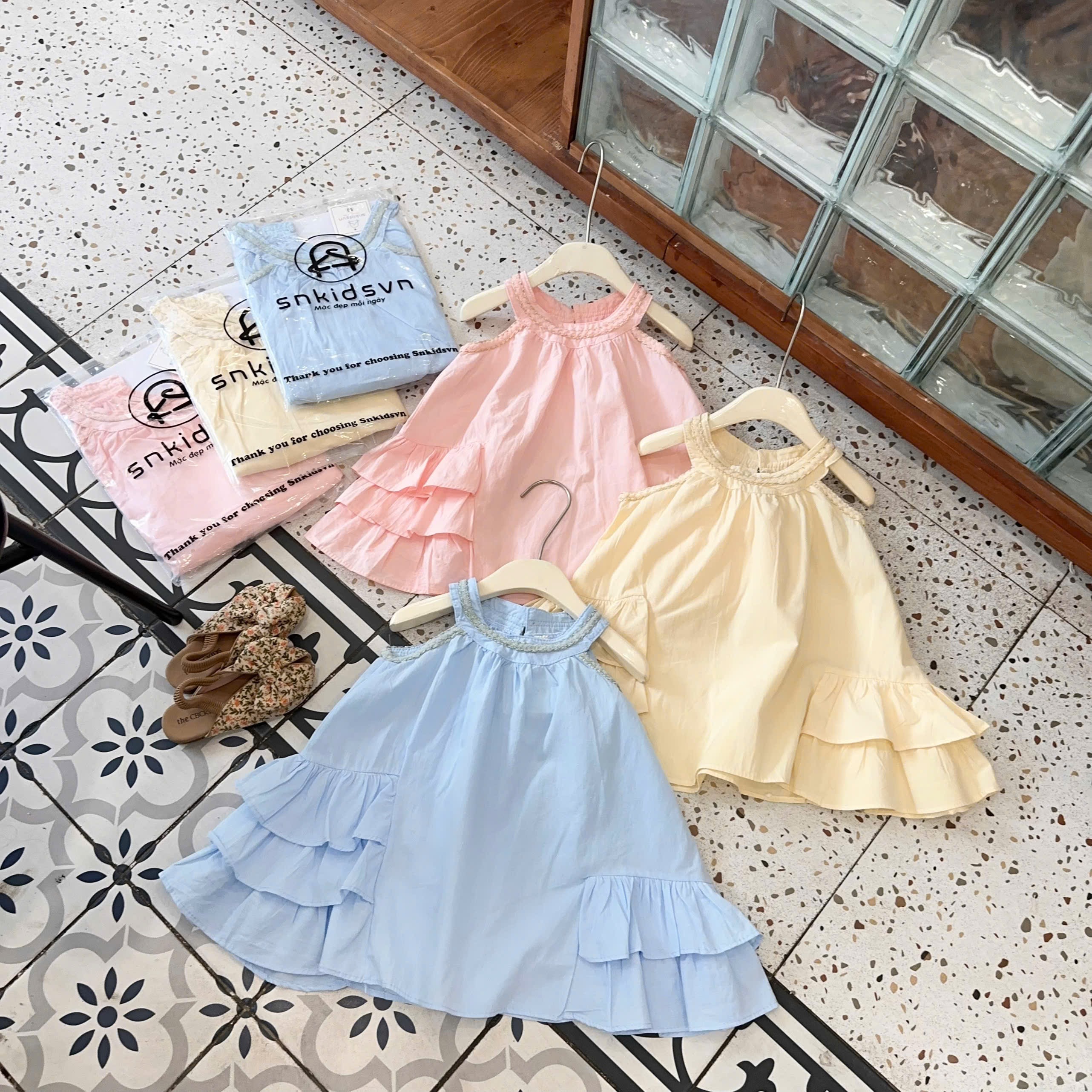 Váy maxi cổ tròn sn bé gái