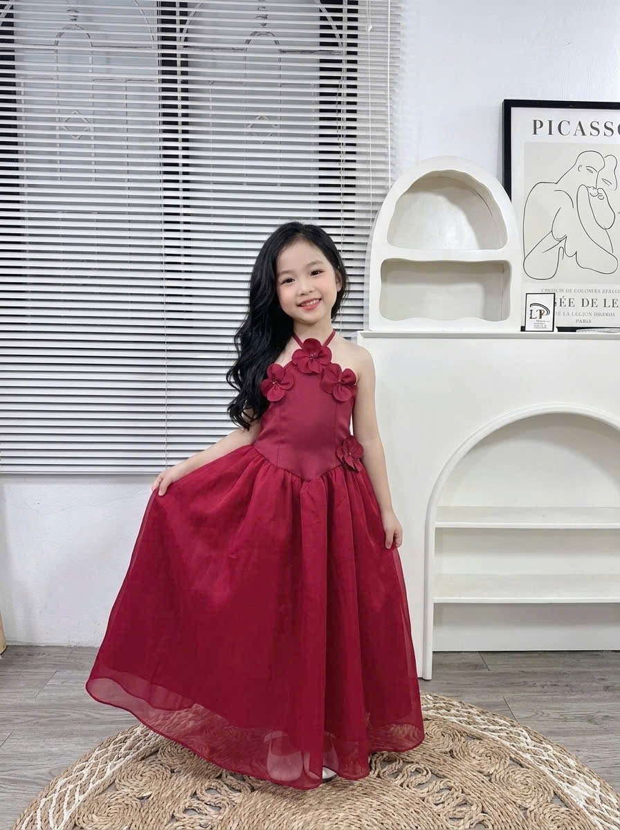 Váy maxi đỏ bé gái