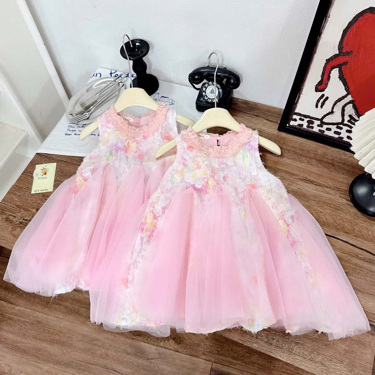 Váy phối thân voan hồng xinh bé gái