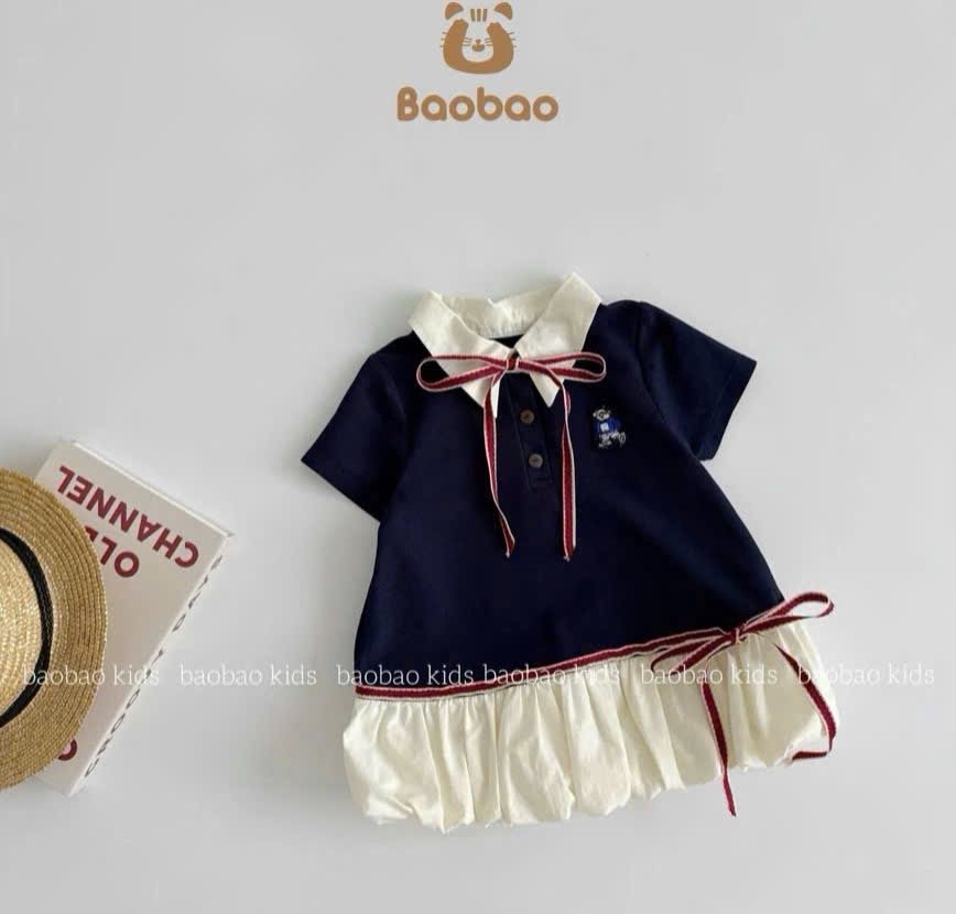 Váy xanh than thân bồng kèm túi bé gái