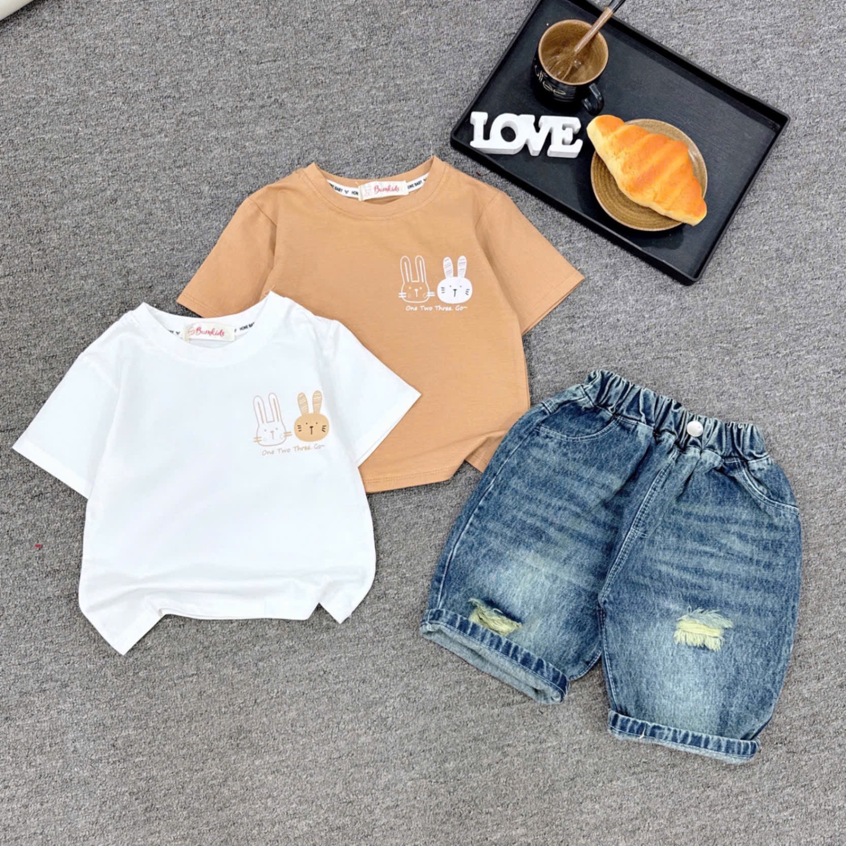 Xả sét 2 áo bé trai