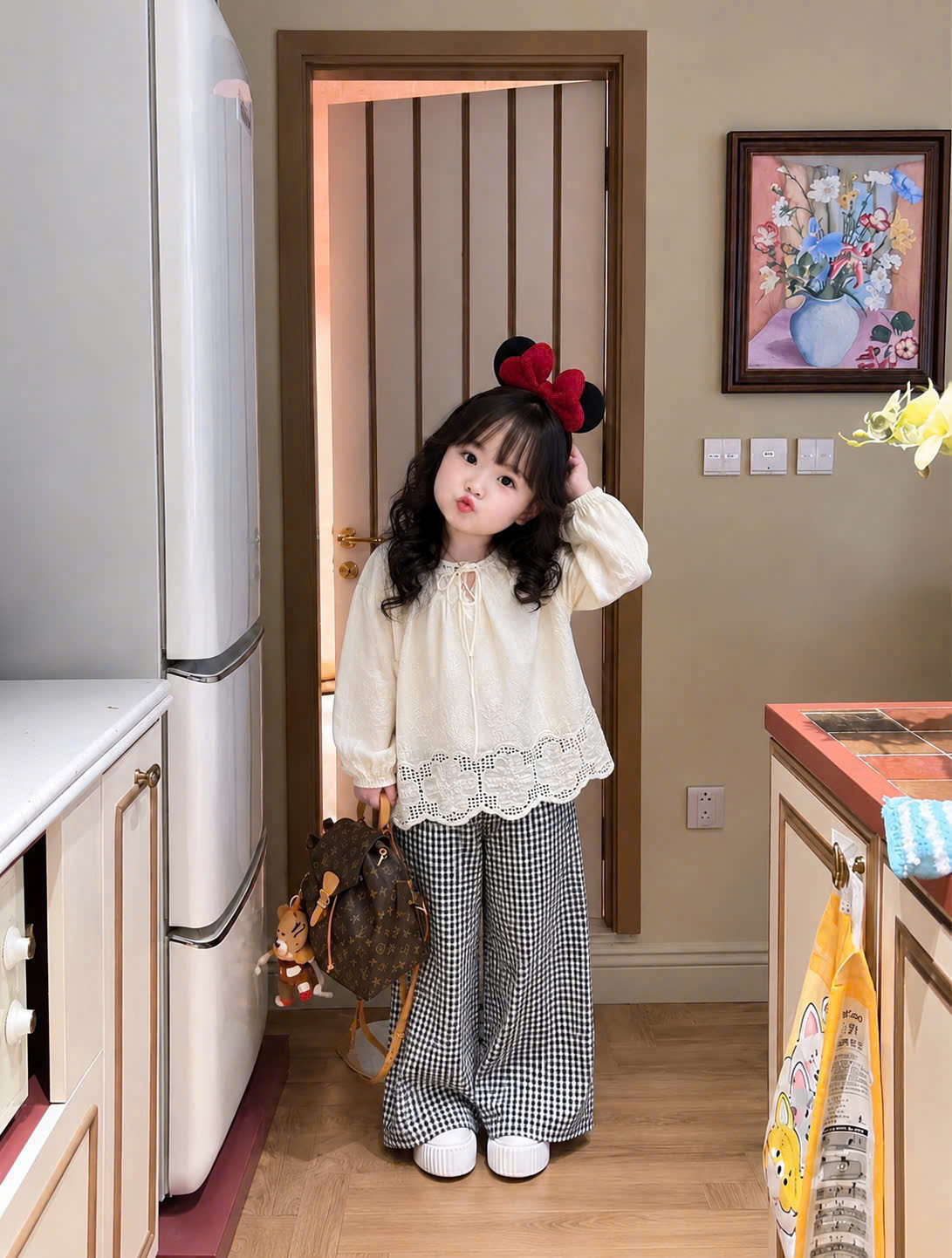 sét áo babydoll quần xuông kẻ tk bé gái