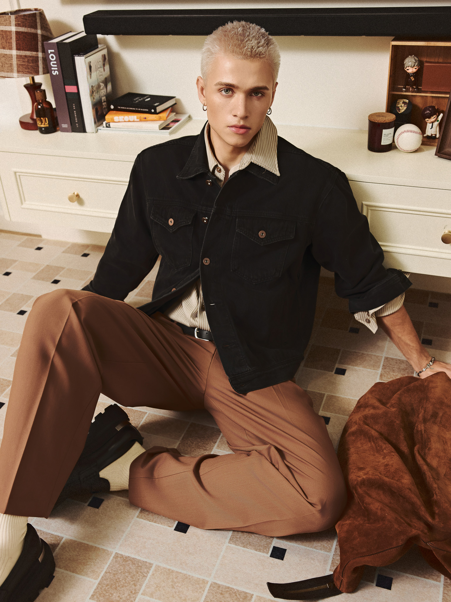 AK JEAN BLACK