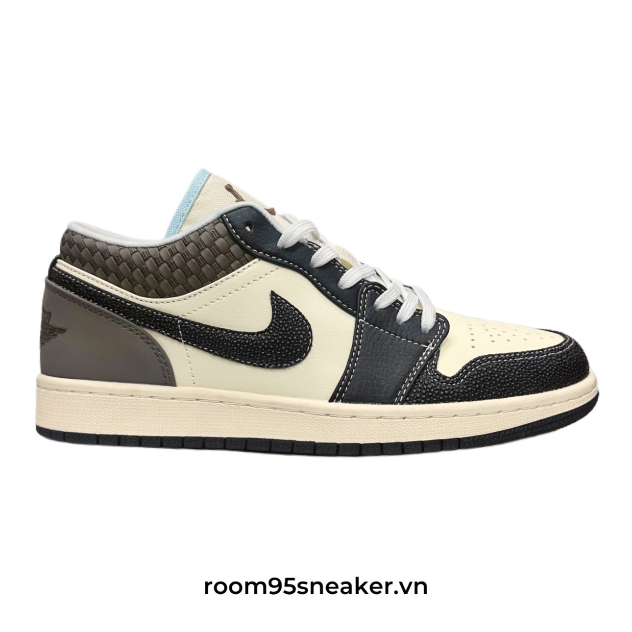 R01 Air Jordan 1 Low SE 'Coconut Milk Black' x Mocha