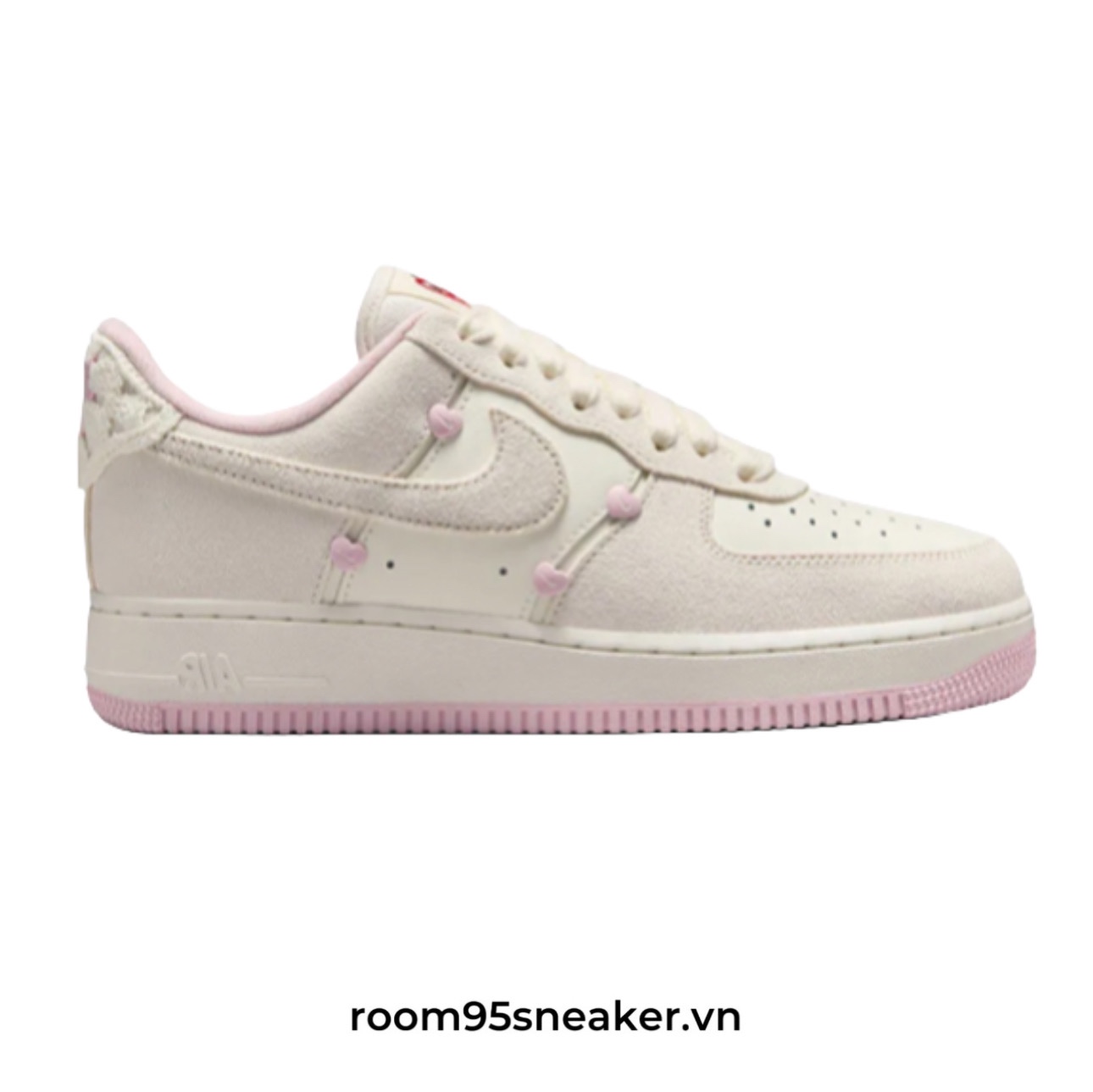 R06 Nike Air Force 1 Low “Valentine's Day 2025”