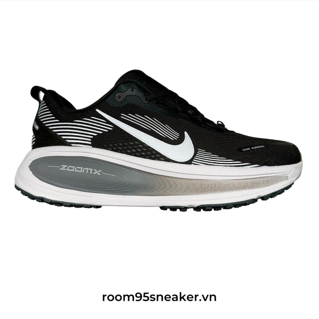 R08 Nike Zoom Vomero 18 'Black White'