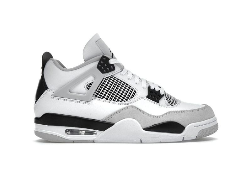 R02 Air Jordan 4 Retro ‘Military Black’