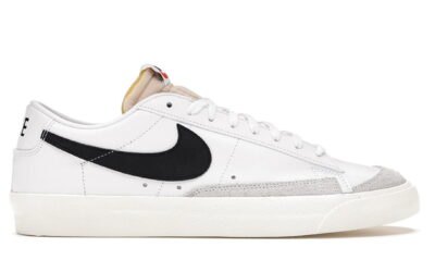 R28 NIKE BLAZER LOW 77 VINTAGE WHITE BLACK