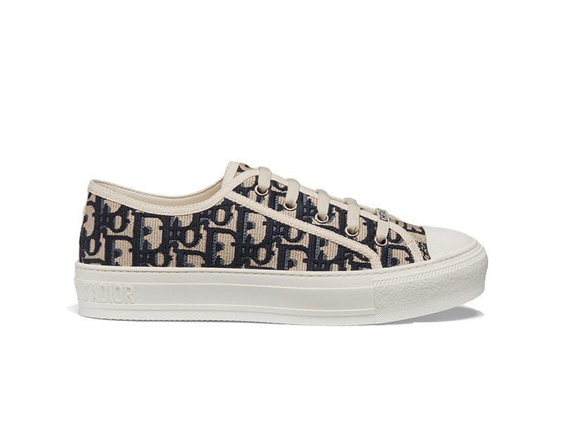 R20 Dior Walk'n Sneaker