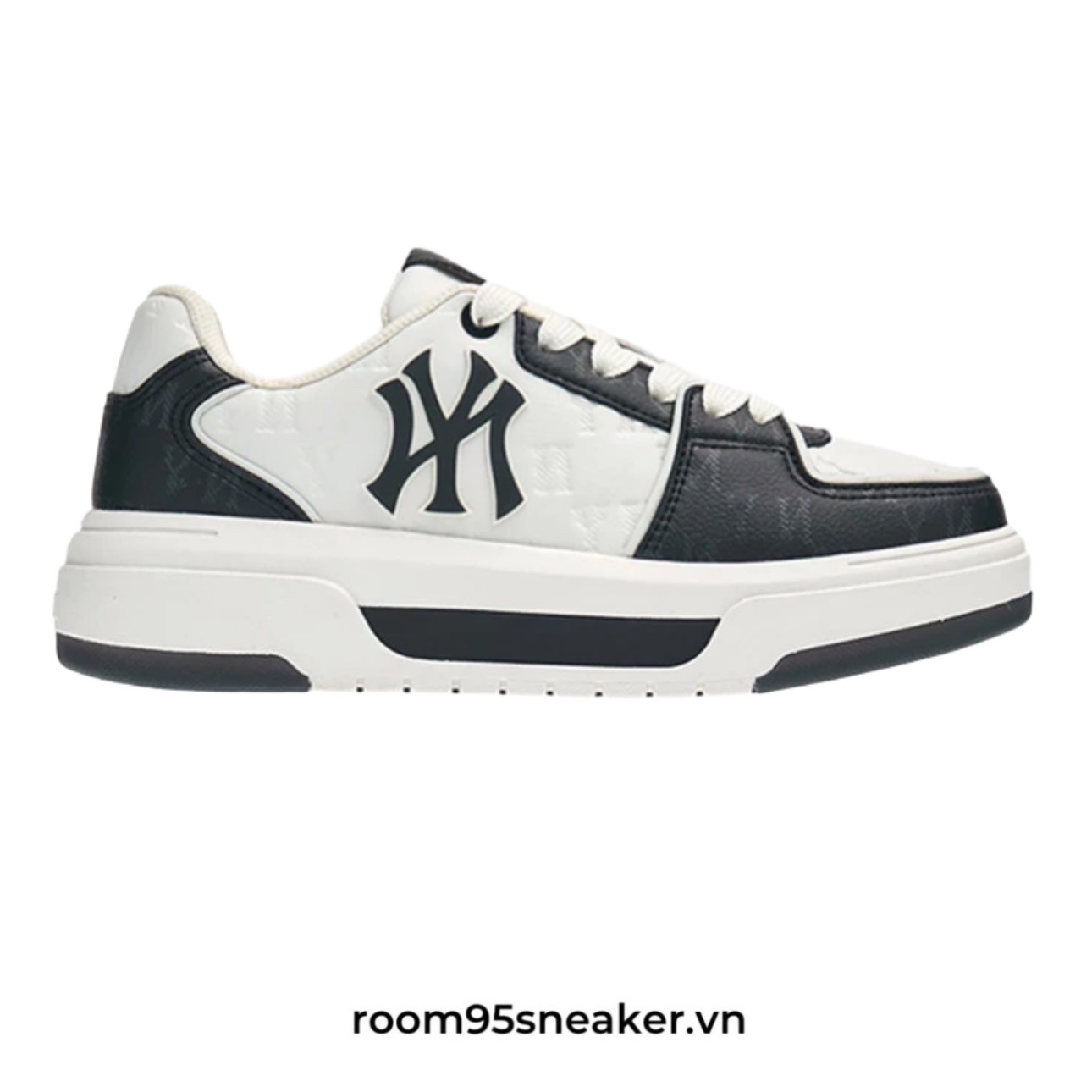 R17 MLB Chunky Liner Embo Monogram Black