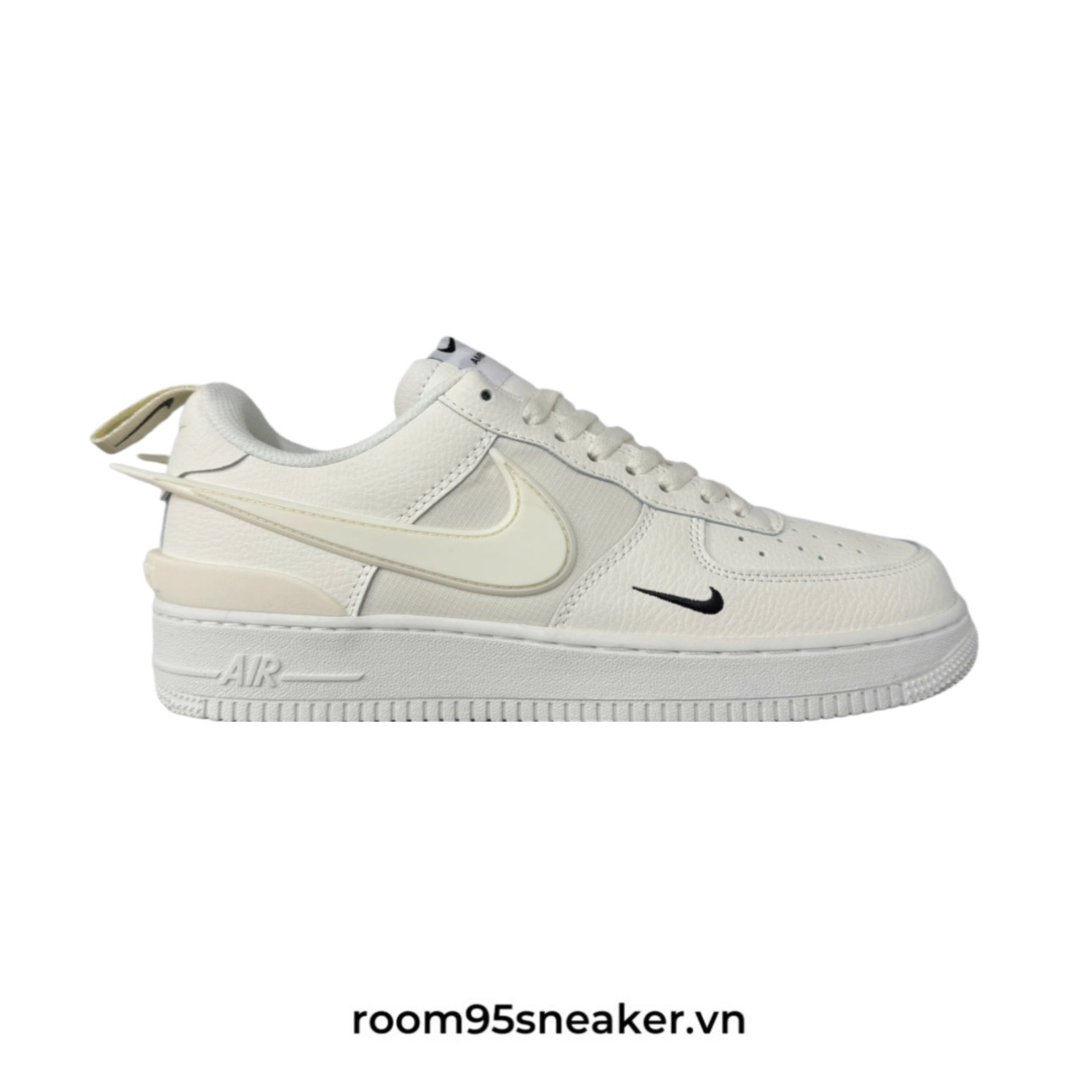 R06 AMBush x Nike Air Force 1 ‘Sail’