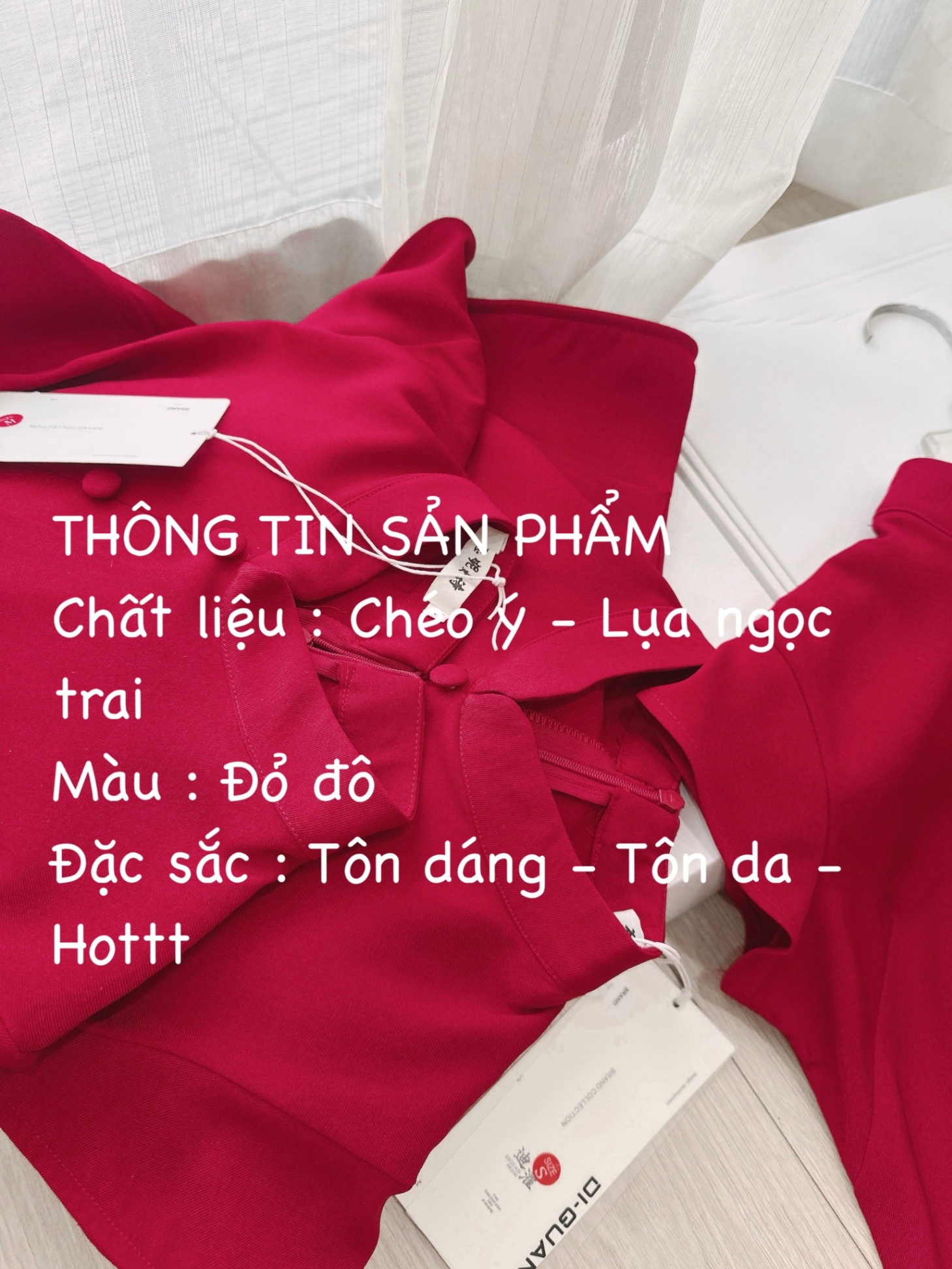 Y239 - SET ÁO DÀI CỔ TÀU ĐỎ XẺ TÀ QUẦN ĐEN