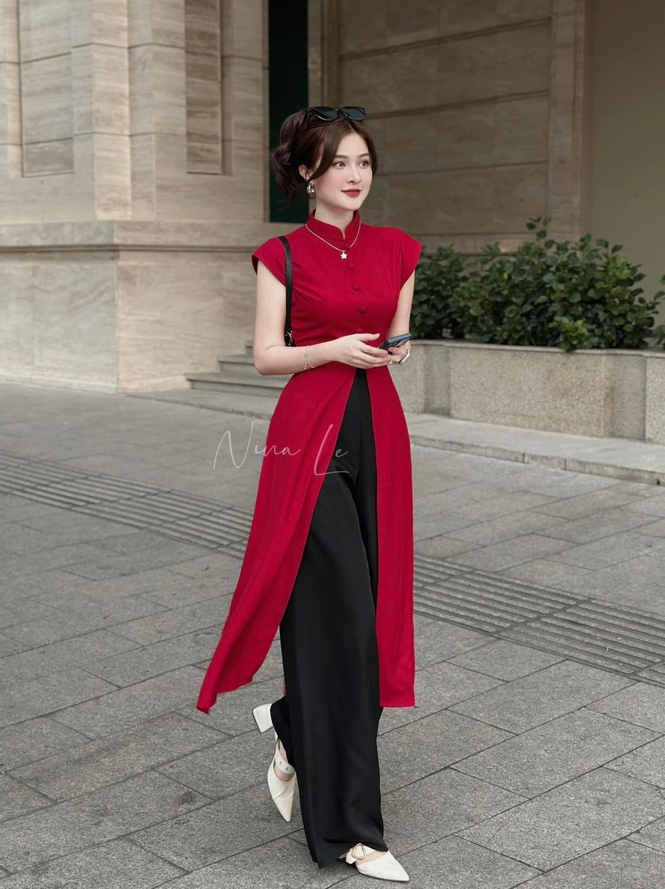 Y239 - SET ÁO DÀI CỔ TÀU ĐỎ XẺ TÀ QUẦN ĐEN