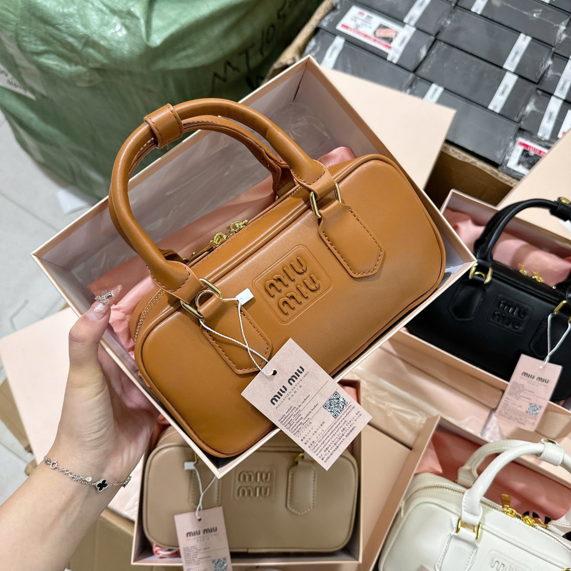 H3389- TÚI XÁCH MIUMIU NÂU PULLBOX SZ 23