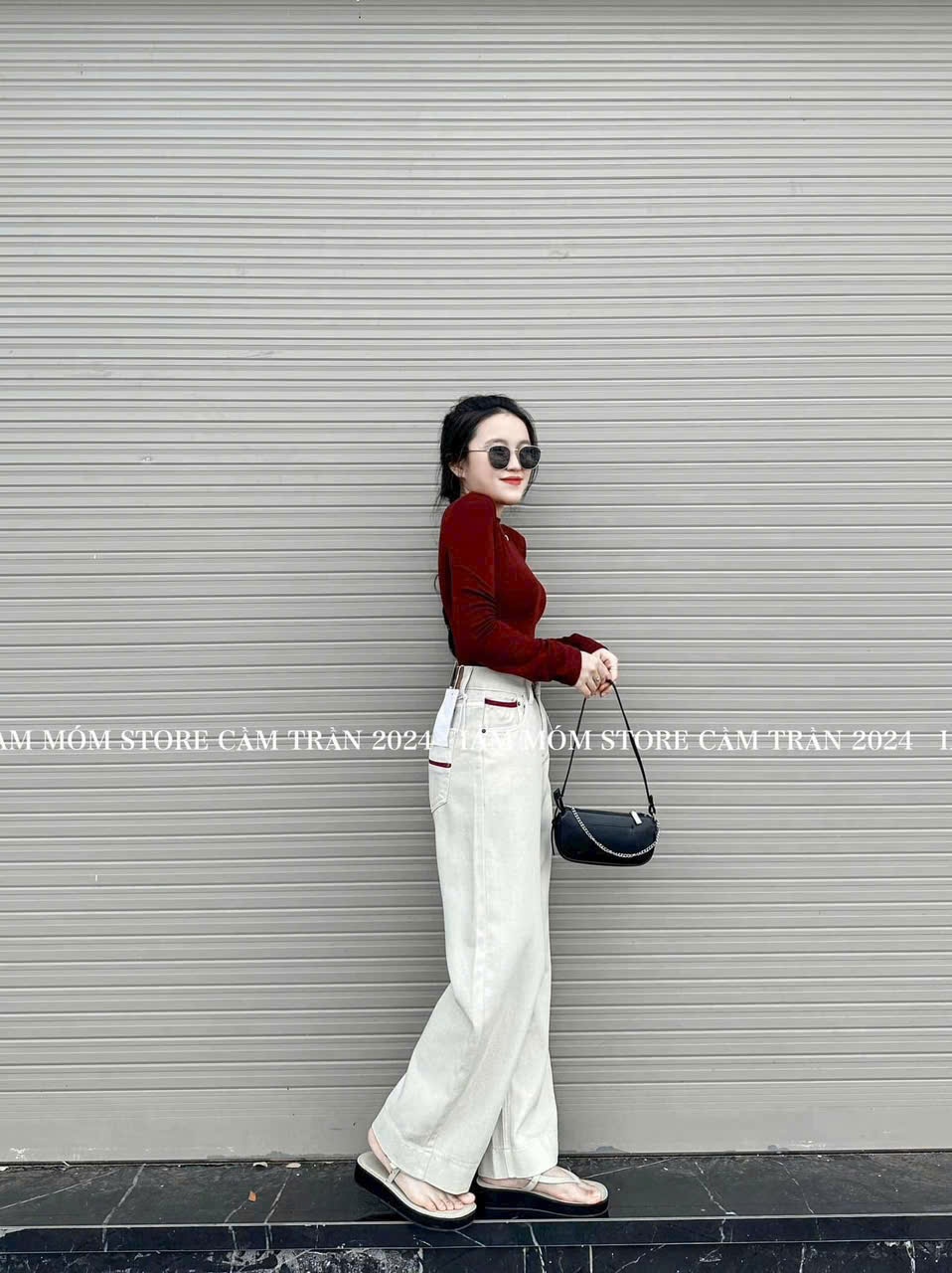 Y1822- QUẦN JEANS TRẮNG PHỐI TÚI ĐỎ CẠP DA