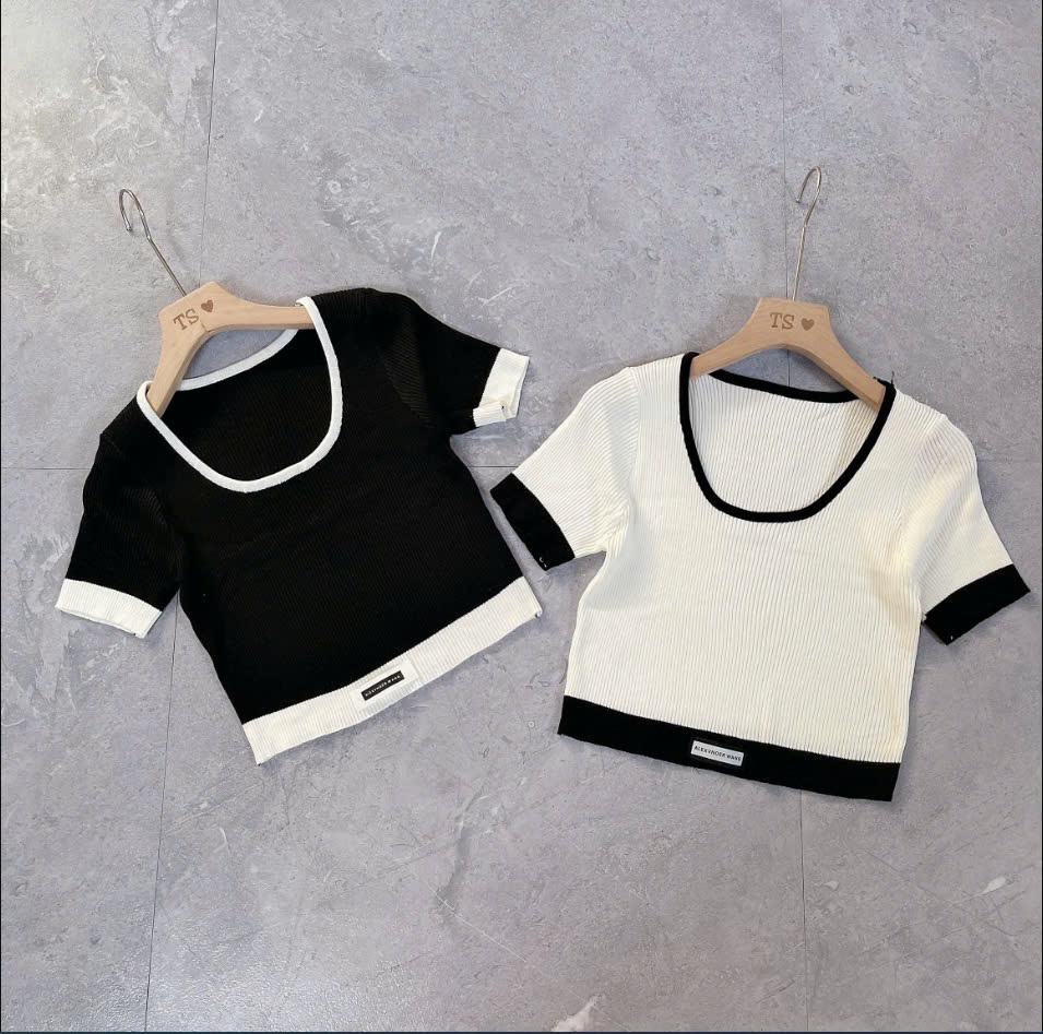 ST138- XẢ ÁO LEN MONGTOGHI CROPTOP