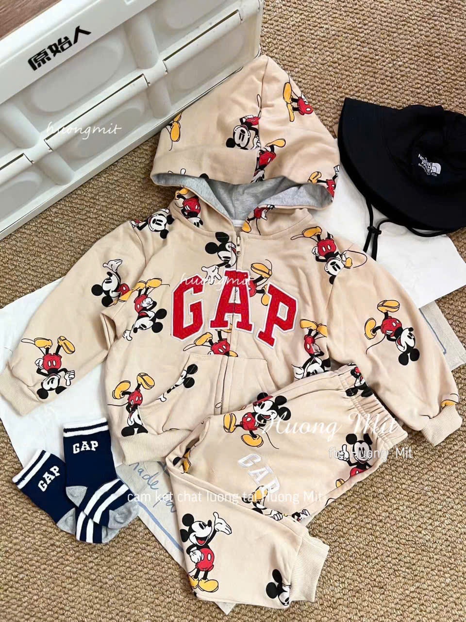 Y1993- BỘ BÉ KHOÁ MŨ GAP MICKEY TRÀN