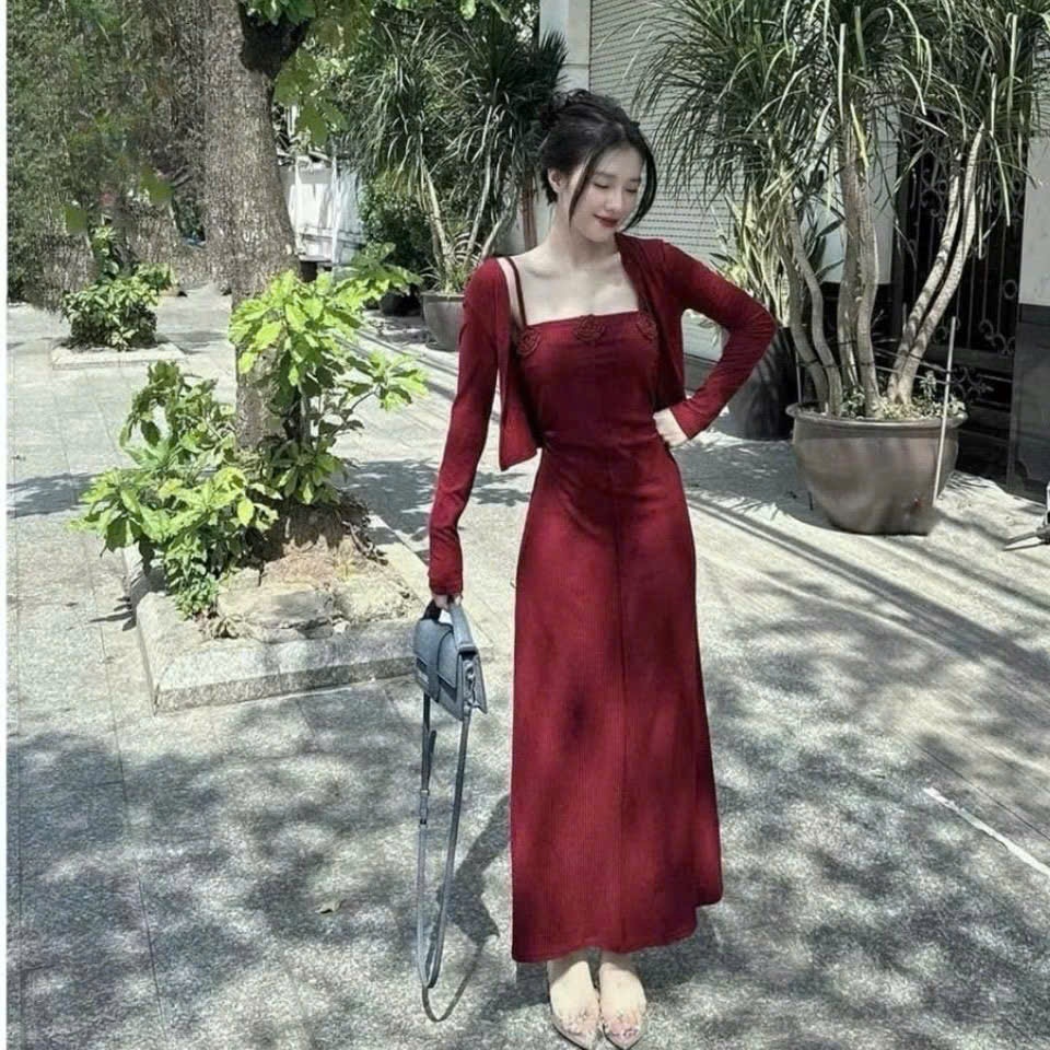 Y2096-VÁY LEN ĐỎ 2S ĐÍNH HOA MIX CARDIGAN