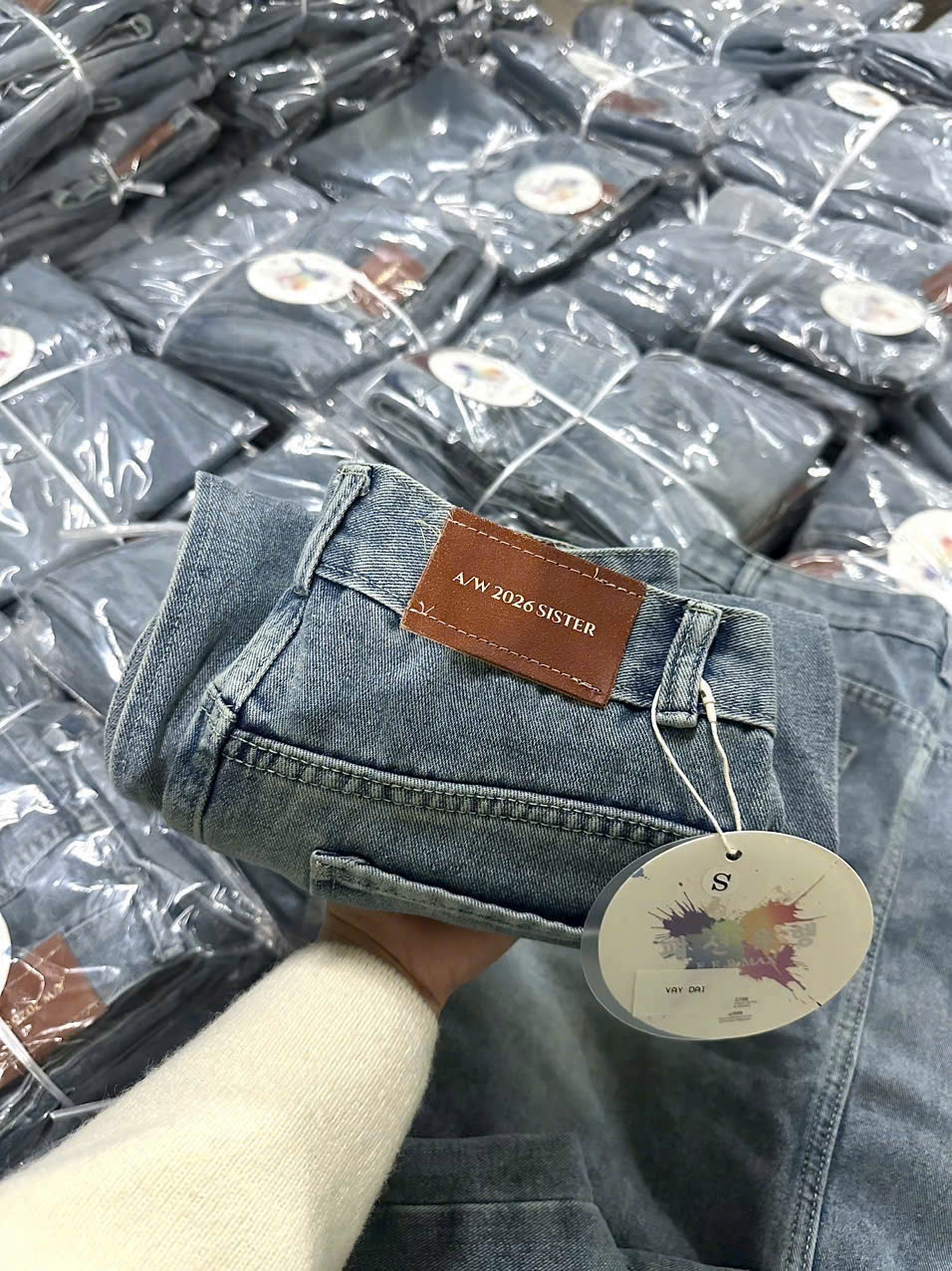 Y2188- CHÂN VÁY JEANS XANH DÁNG DÀI XẺ SAU