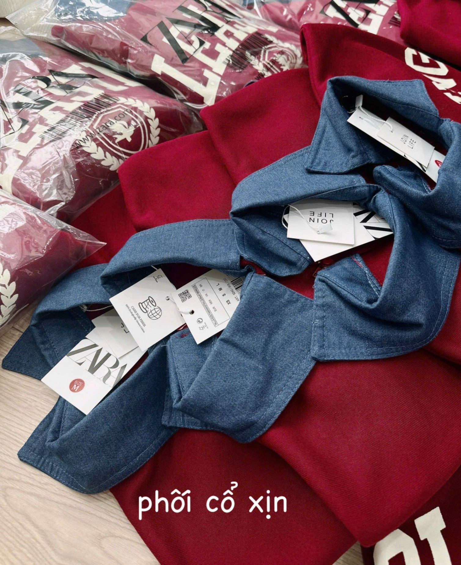 NO607- ÁO NỈ ĐỎ PLEASING PHỐI BÒ DENIM