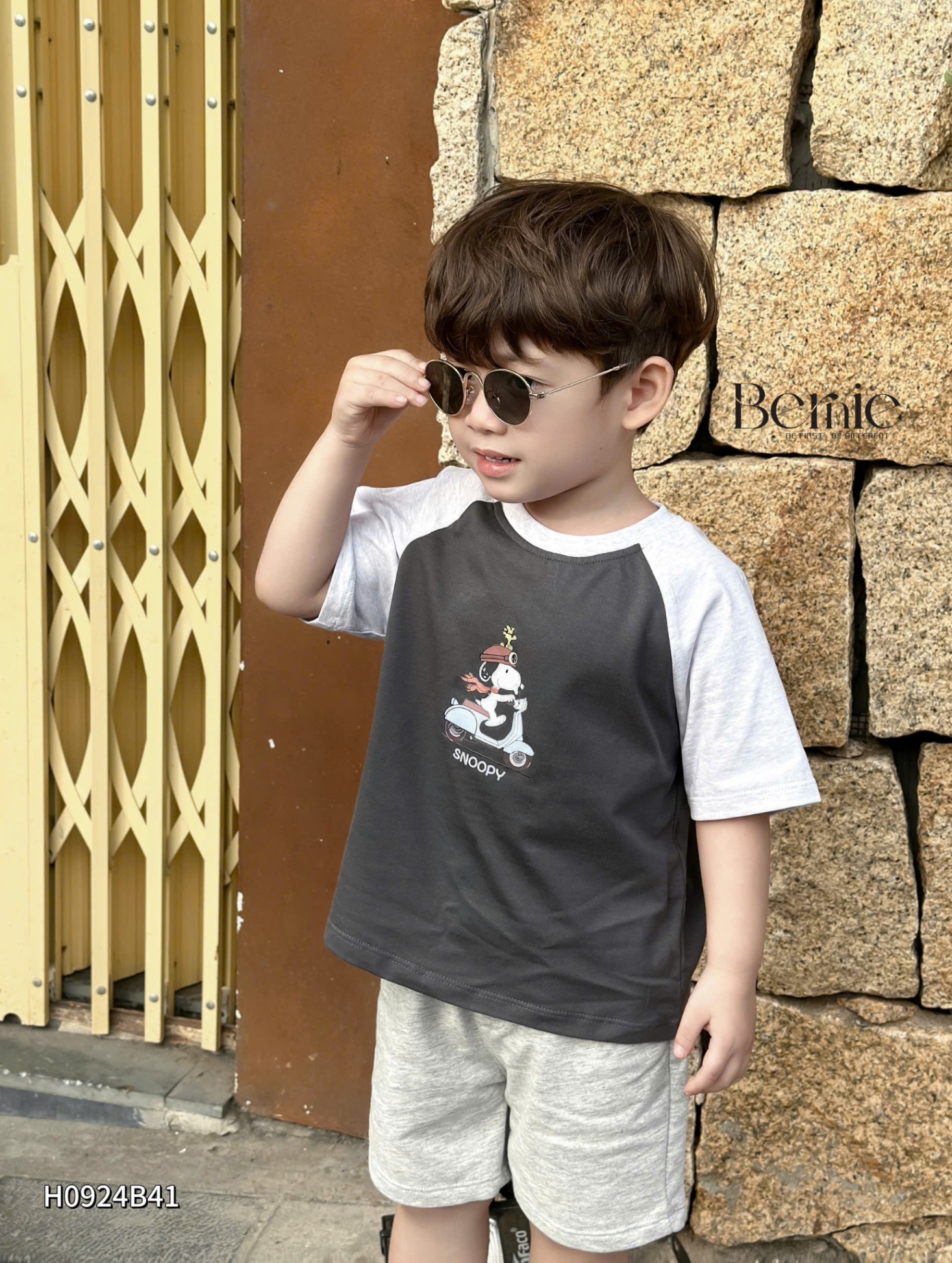 BERNIE- H0924B41- BỘ SNOOPY TAY RAGLAN