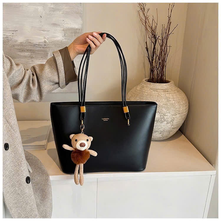 H4281- TÚI TOTE BIGSIZE KÈM CHẢ GẤU ĐEN NÂU