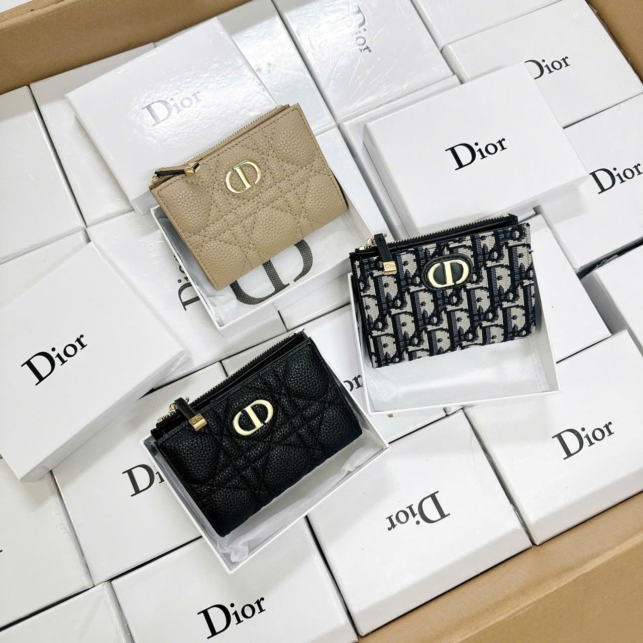 H4282 -VÍ DIOR DÁNG NGẮN FULLBOX 3 MÀU