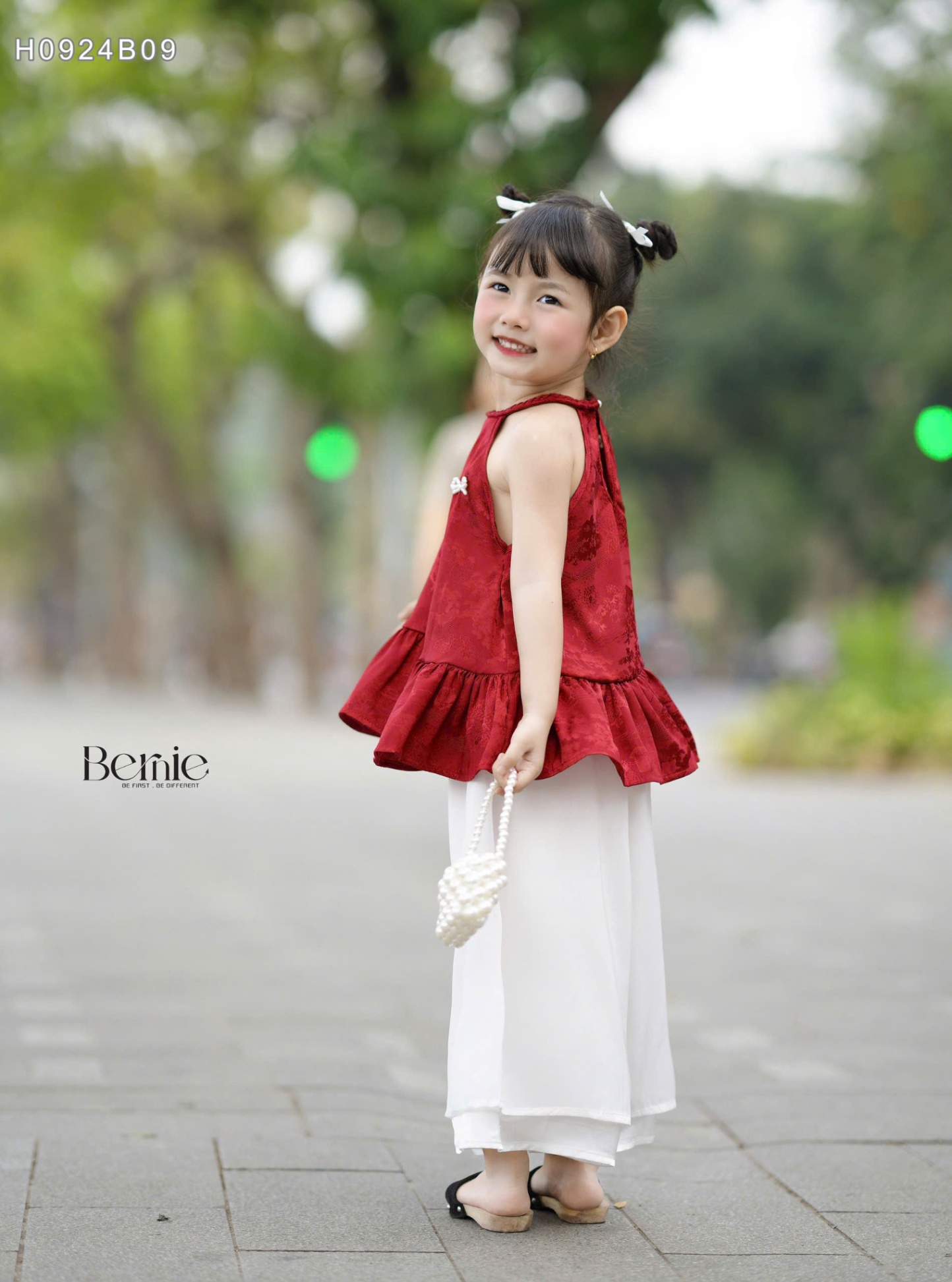 BERNIE- H0924B09- SET YẾM LỤA ĐÍNH NƠ NGỌC