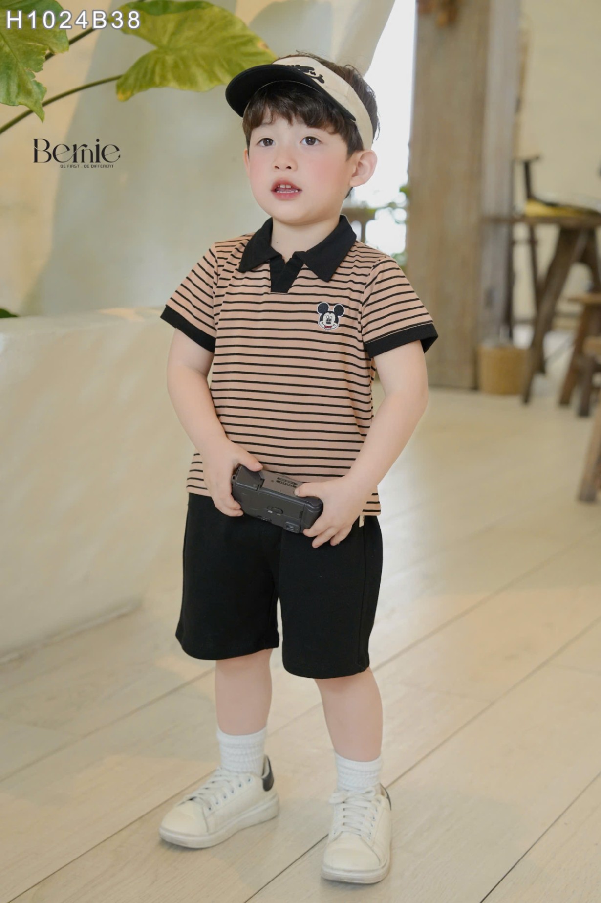 H1024B38 - SET POLO KẺ NÂU THÊU MICKEY