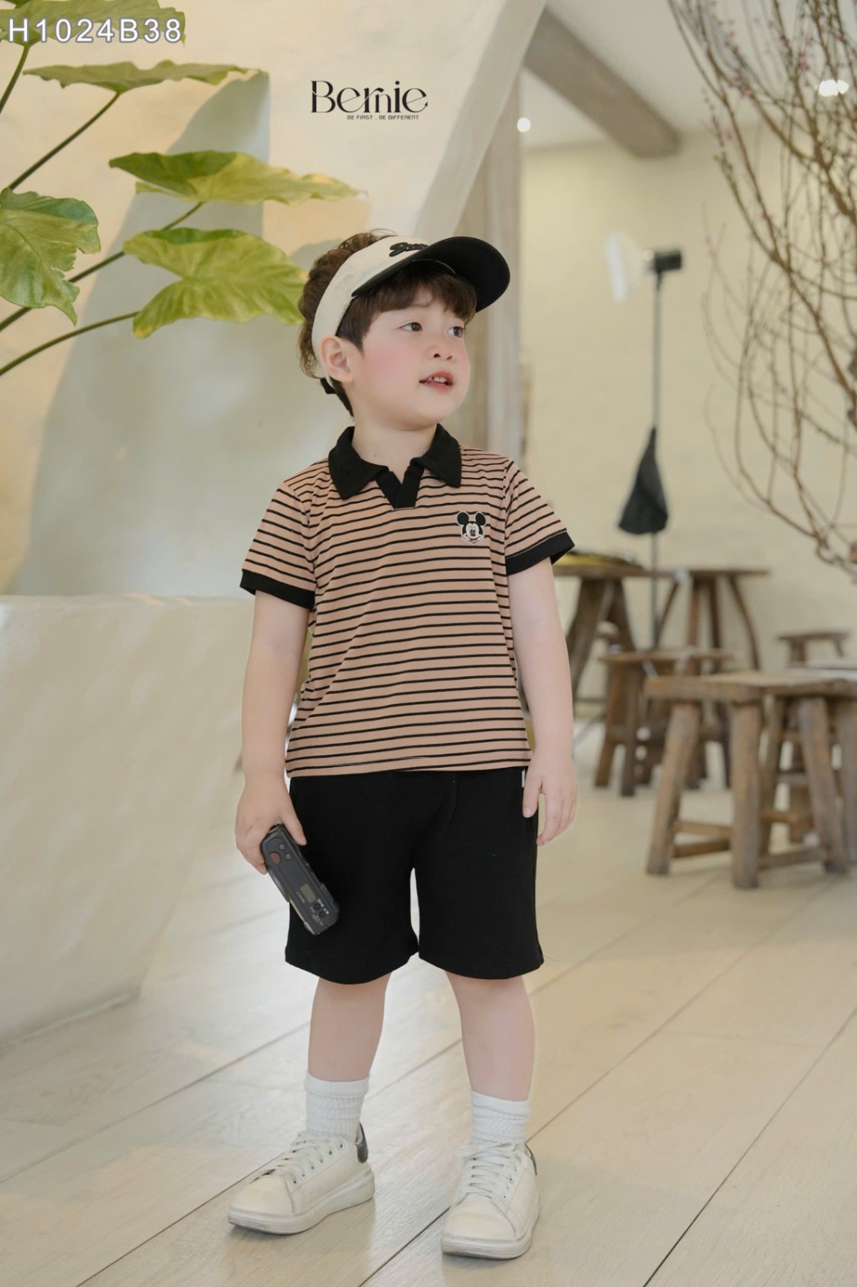 H1024B38 - SET POLO KẺ NÂU THÊU MICKEY