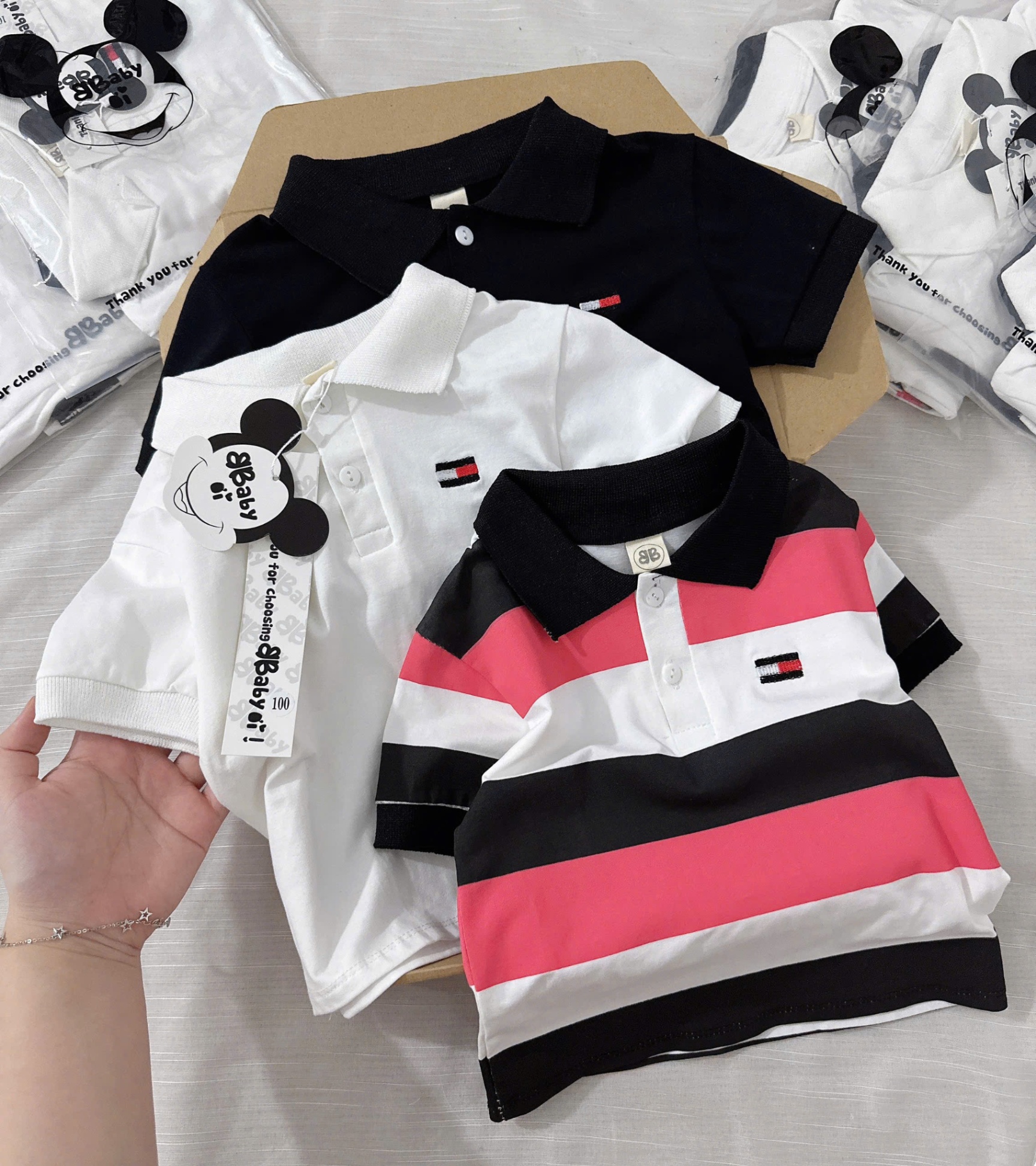 Y3794-SET 3 ÁO BÉ TRAI POLO TOMMY ĐEN KẺ TRẮNG