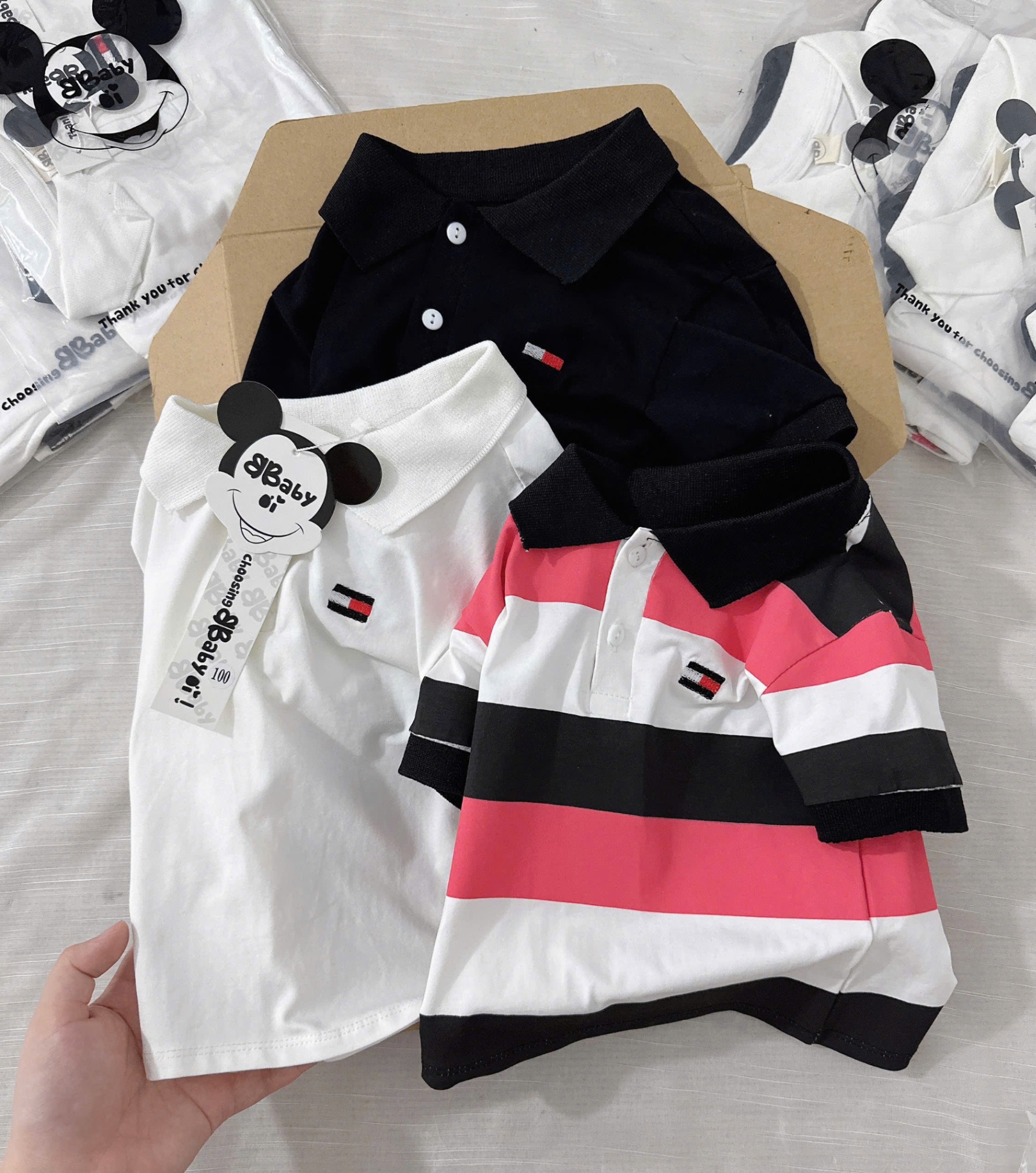 Y3794-SET 3 ÁO BÉ TRAI POLO TOMMY ĐEN KẺ TRẮNG