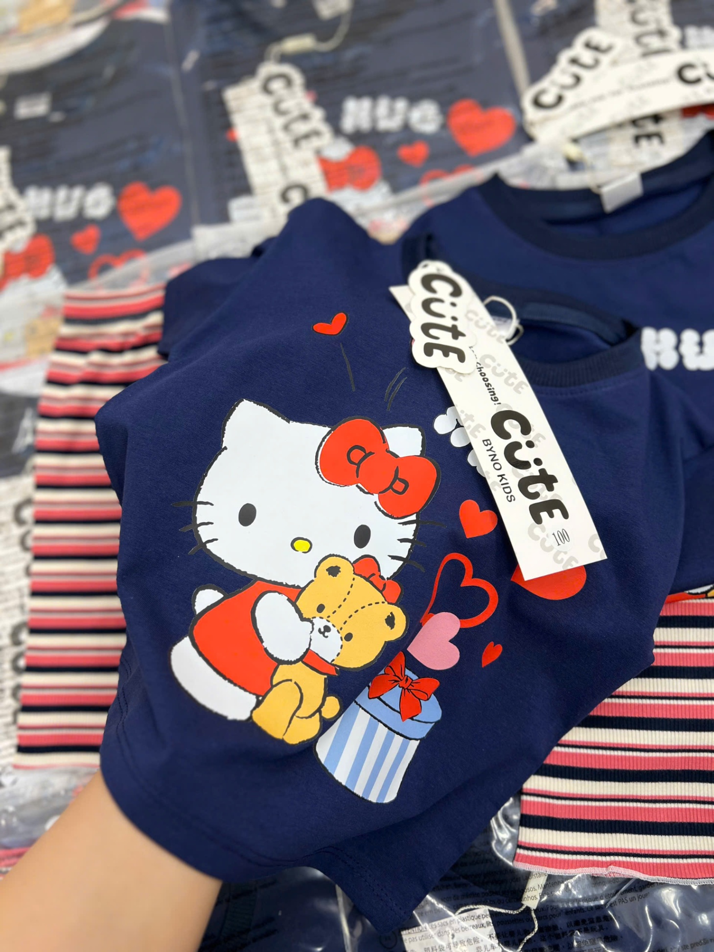 NO768-SET KITTY THAN QUẦN LEGGING KẺ CHO BÉ