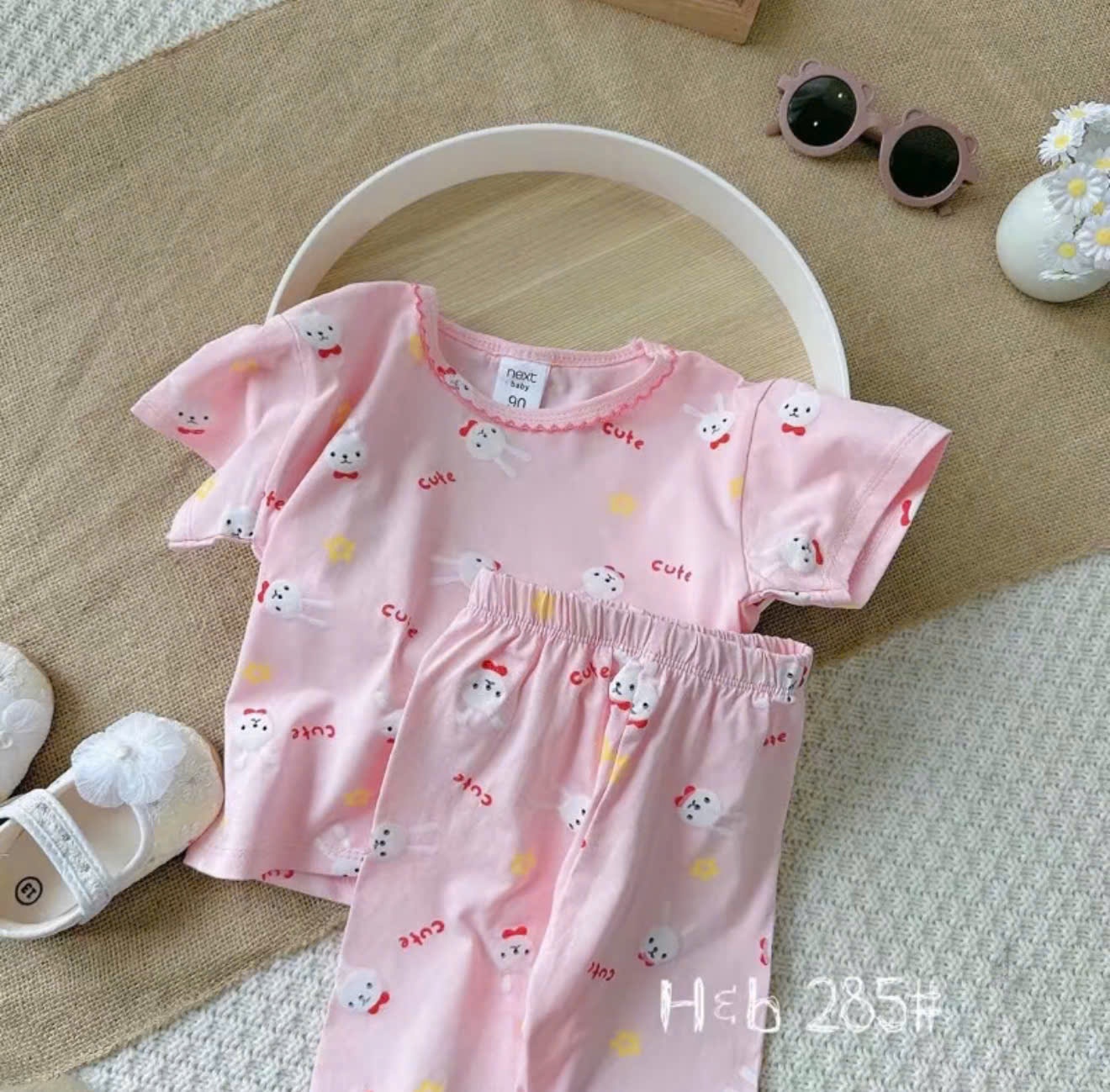 Y4525-SET 3 BỘ BÉ GÁI THỎ CUTE CỔ VIỀN ĐỎ QUẦN NGỐ